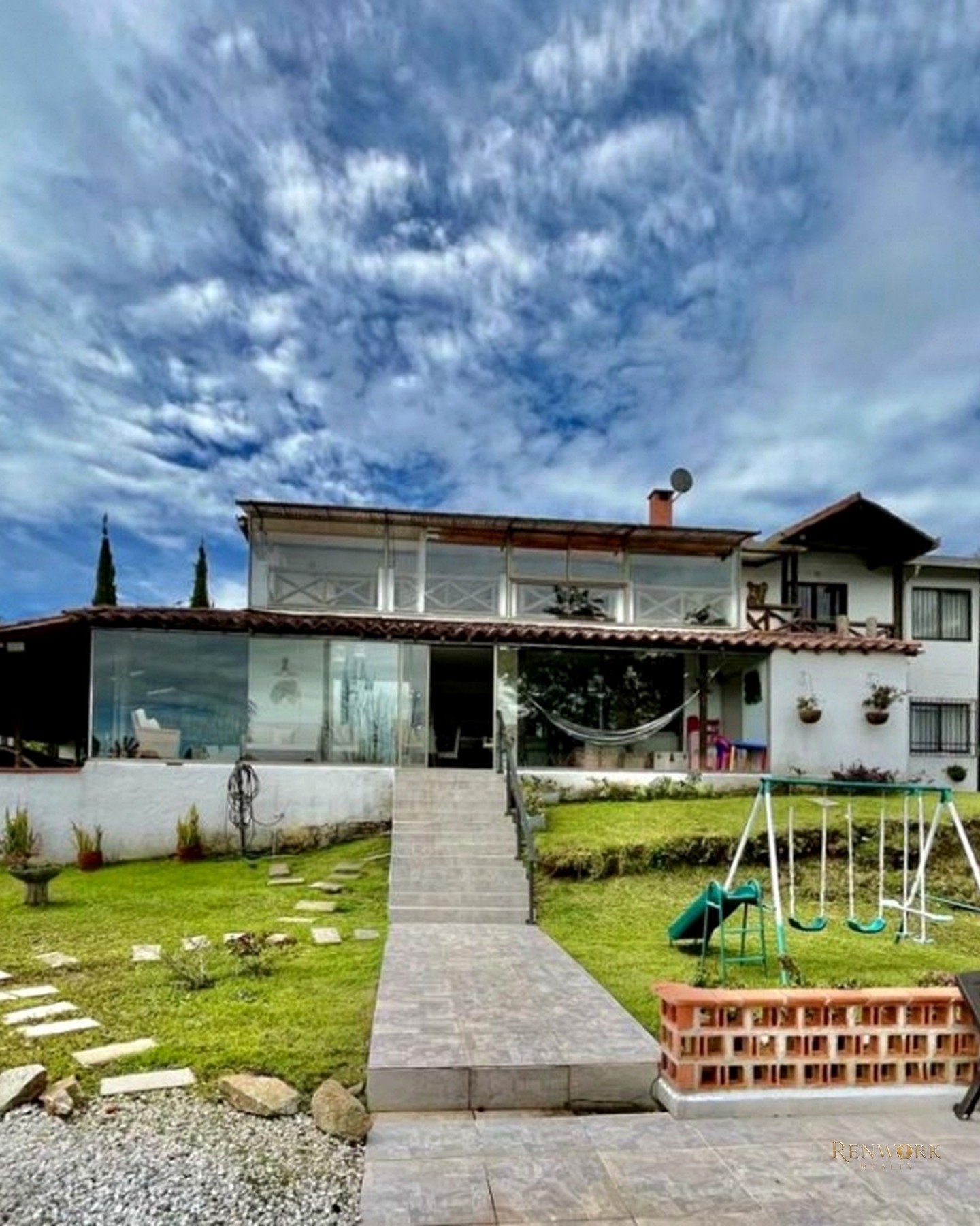 Vista de CASA CAMPESTRE PARA LA VENTA EN EL CARMEN DE VIBORAL, ANTIOQUIA