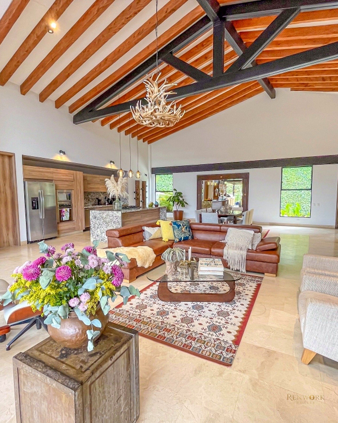 CASA CASMPESTRE MODERNA EN PALMAS ACABADOS DE LUJO Y VISTA AL BOSQUE · foto 2