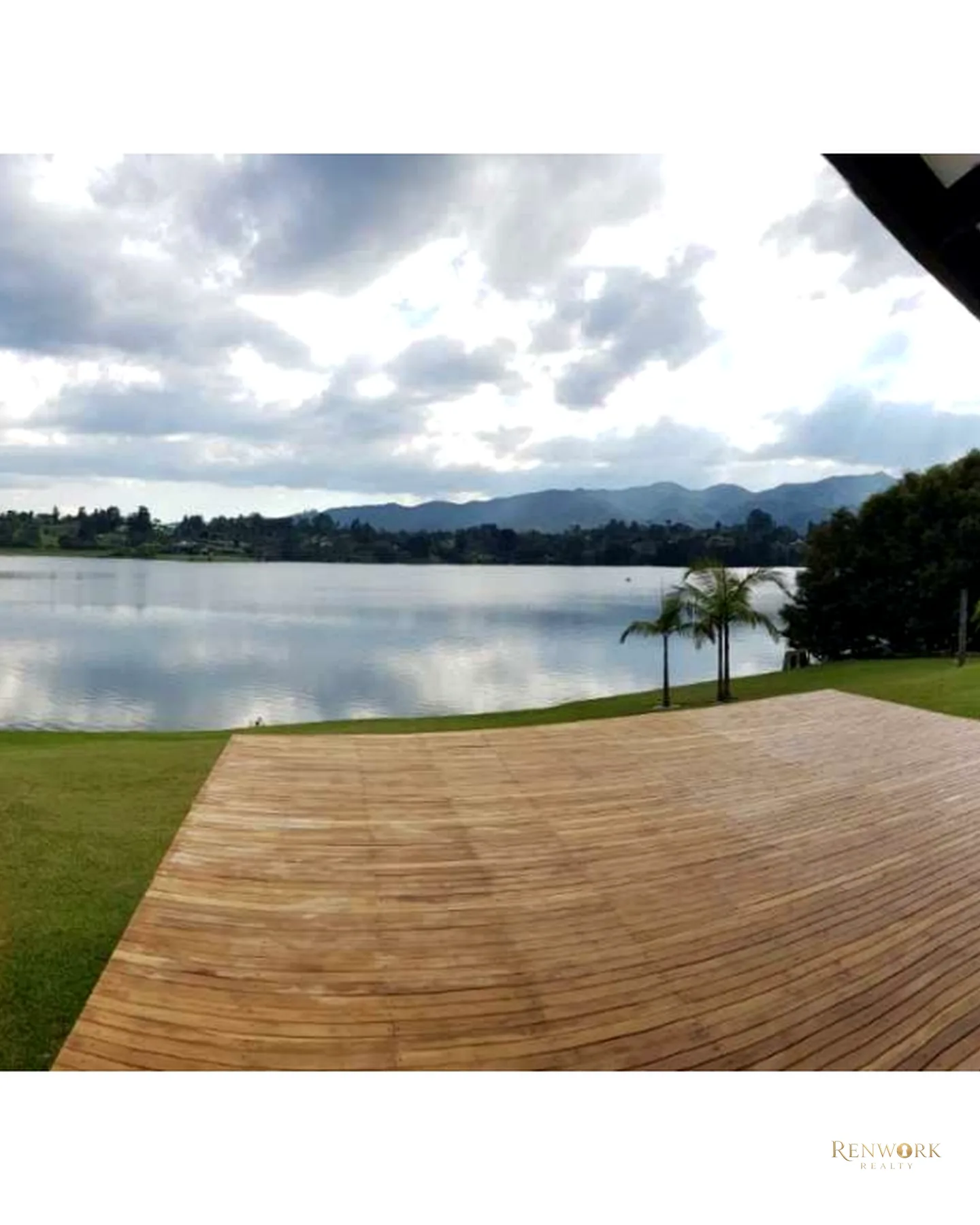 CASA CON ESPECTACULAR LOTE CON REPRESA EN FIZEBAD · foto 4