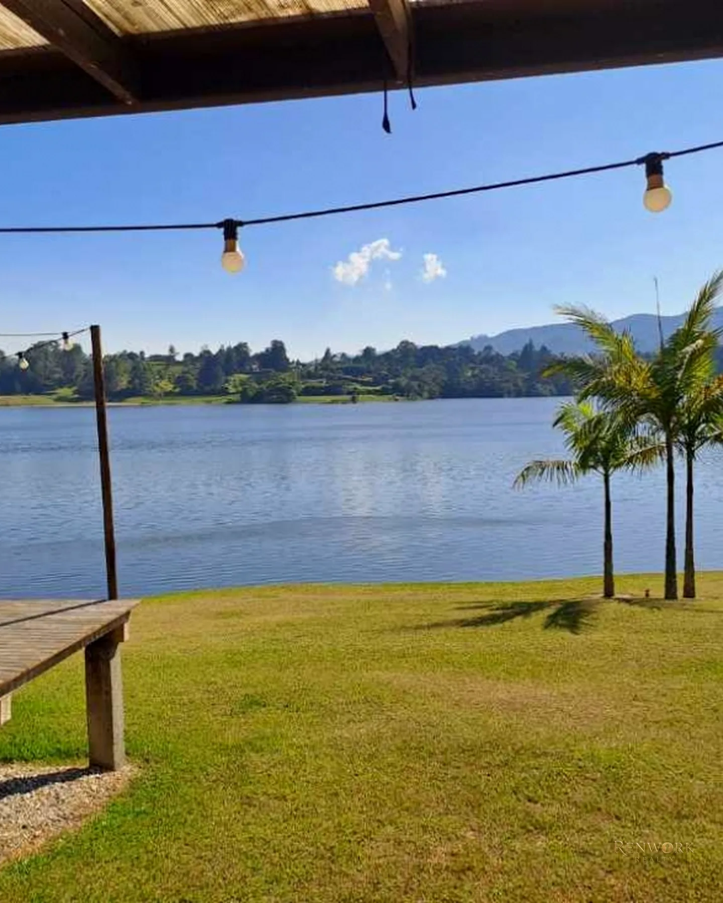 CASA CON ESPECTACULAR LOTE CON REPRESA EN FIZEBAD · foto 6