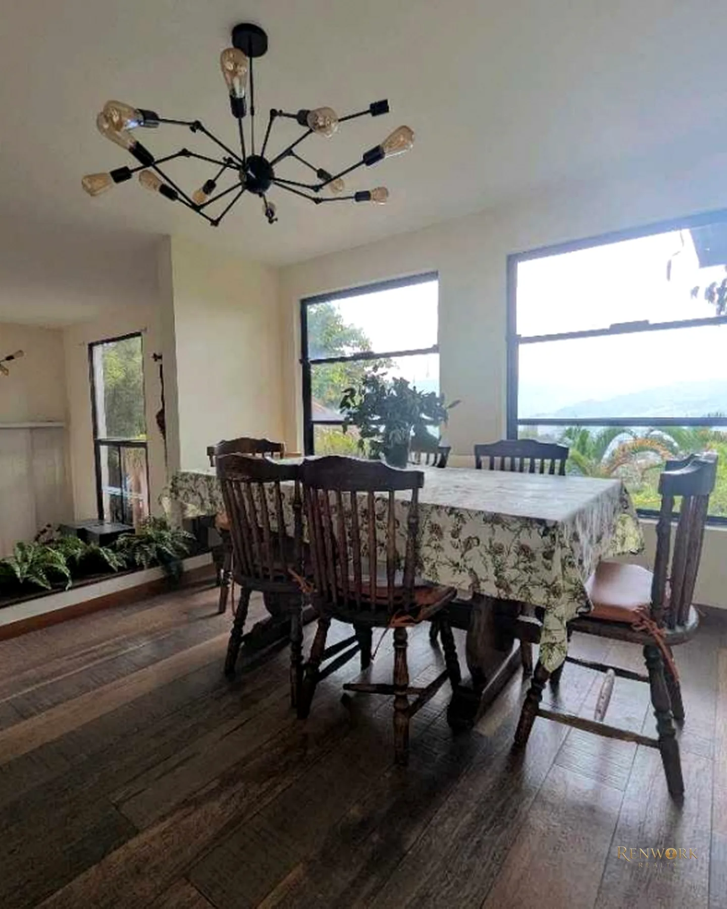 ☘️CASA CON HERMOSA VISTA EN LOS BALSOS · foto 3