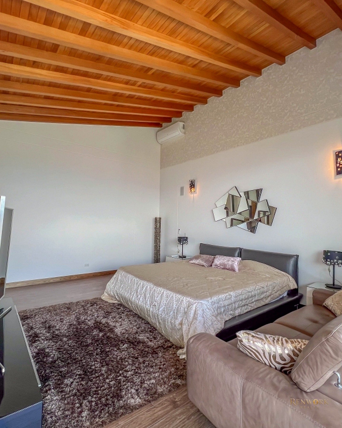 CASA CON PISCINA Y VISTA ENVIGADO PARTE BAJA. · foto 21