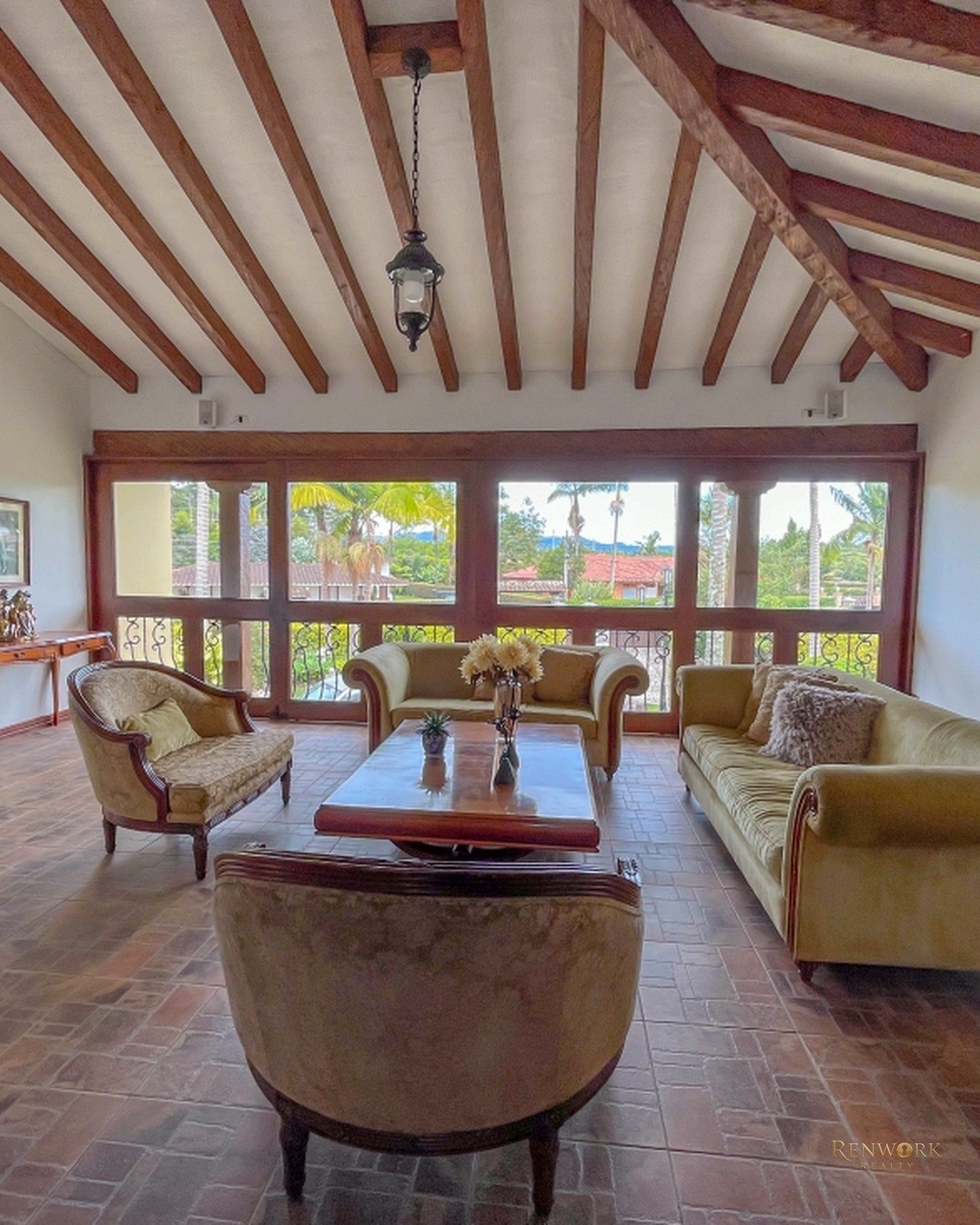 CASA DE 6 HABITACIONES EN LLANO GRANDE · foto 8