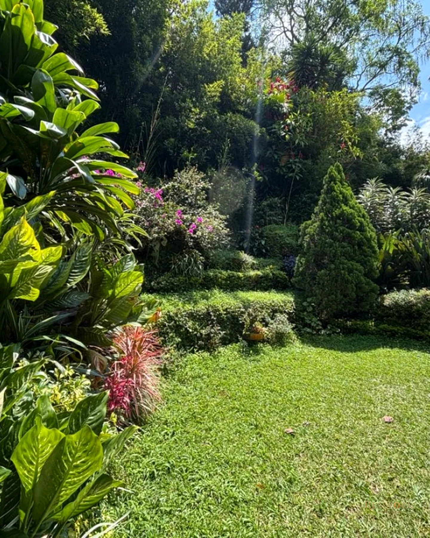 CASA DE DOS NIVELES PARA LA VENTA, LOS BALSOS, PARTE ALTA, MEDELLÍN · foto 18
