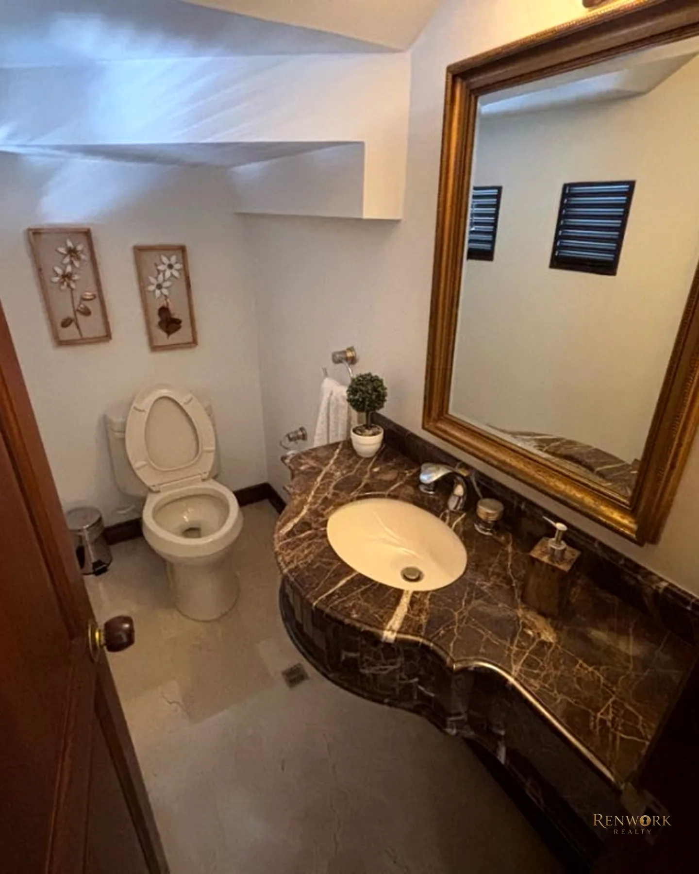 CASA DE DOS NIVELES PARA LA VENTA, LOS BALSOS, PARTE ALTA, MEDELLÍN · foto 22
