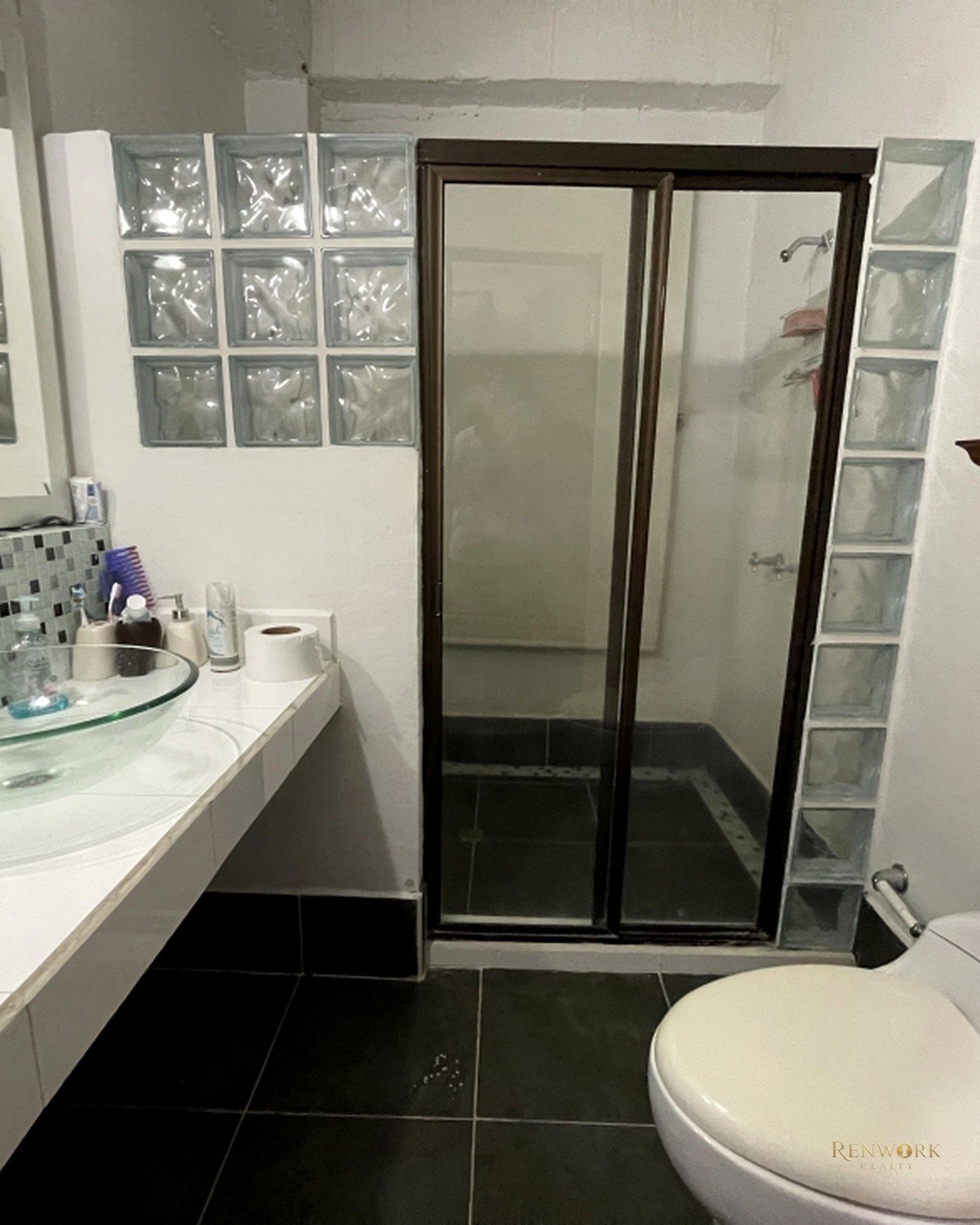 CASA DE ESTILO MODERNO CON PISCINA EN COPACABANA · foto 22