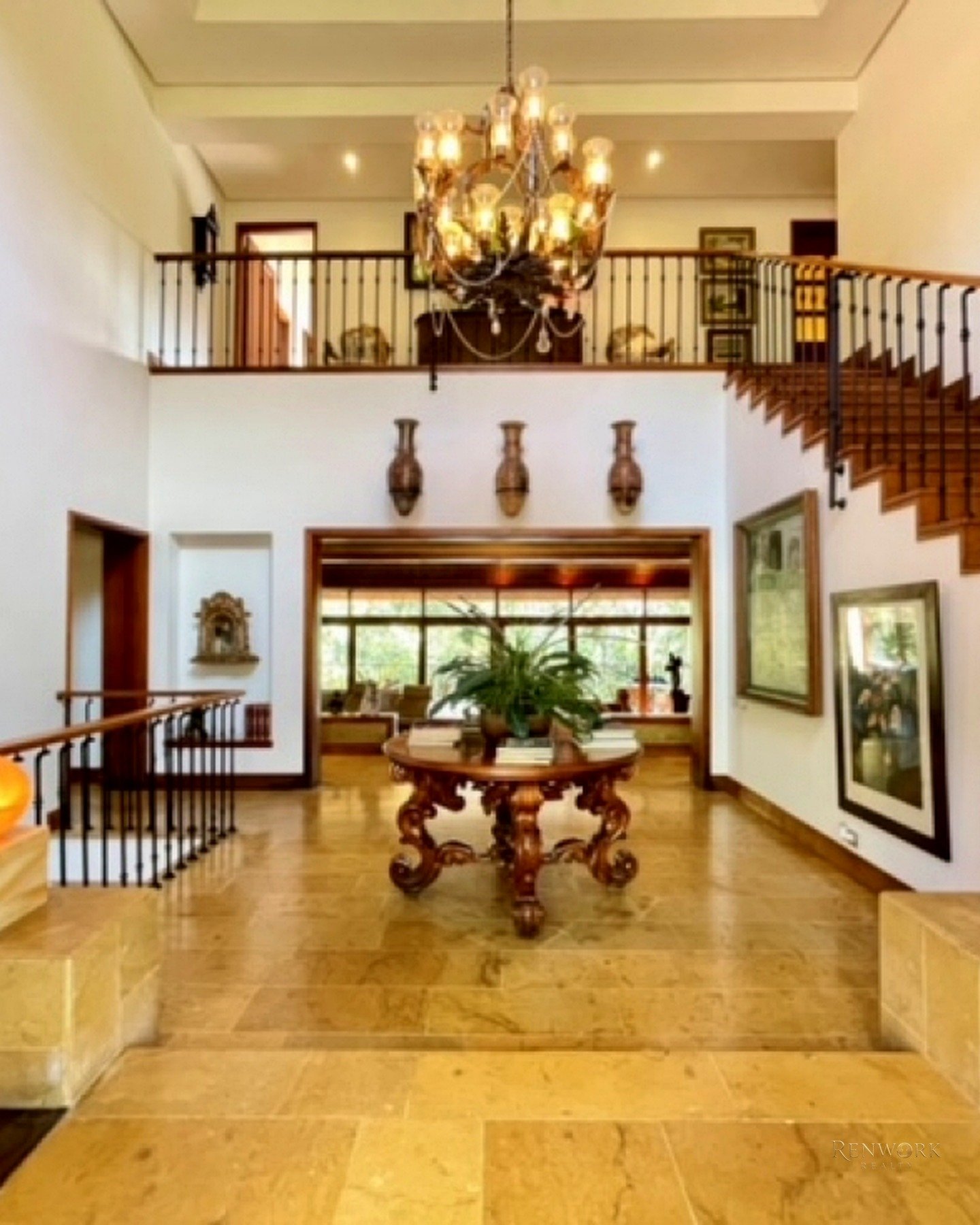 Vista de CASA DE LUJO CON PISCINA EN VENTA, ALTO DE LAS PALMAS, ENVIGADO