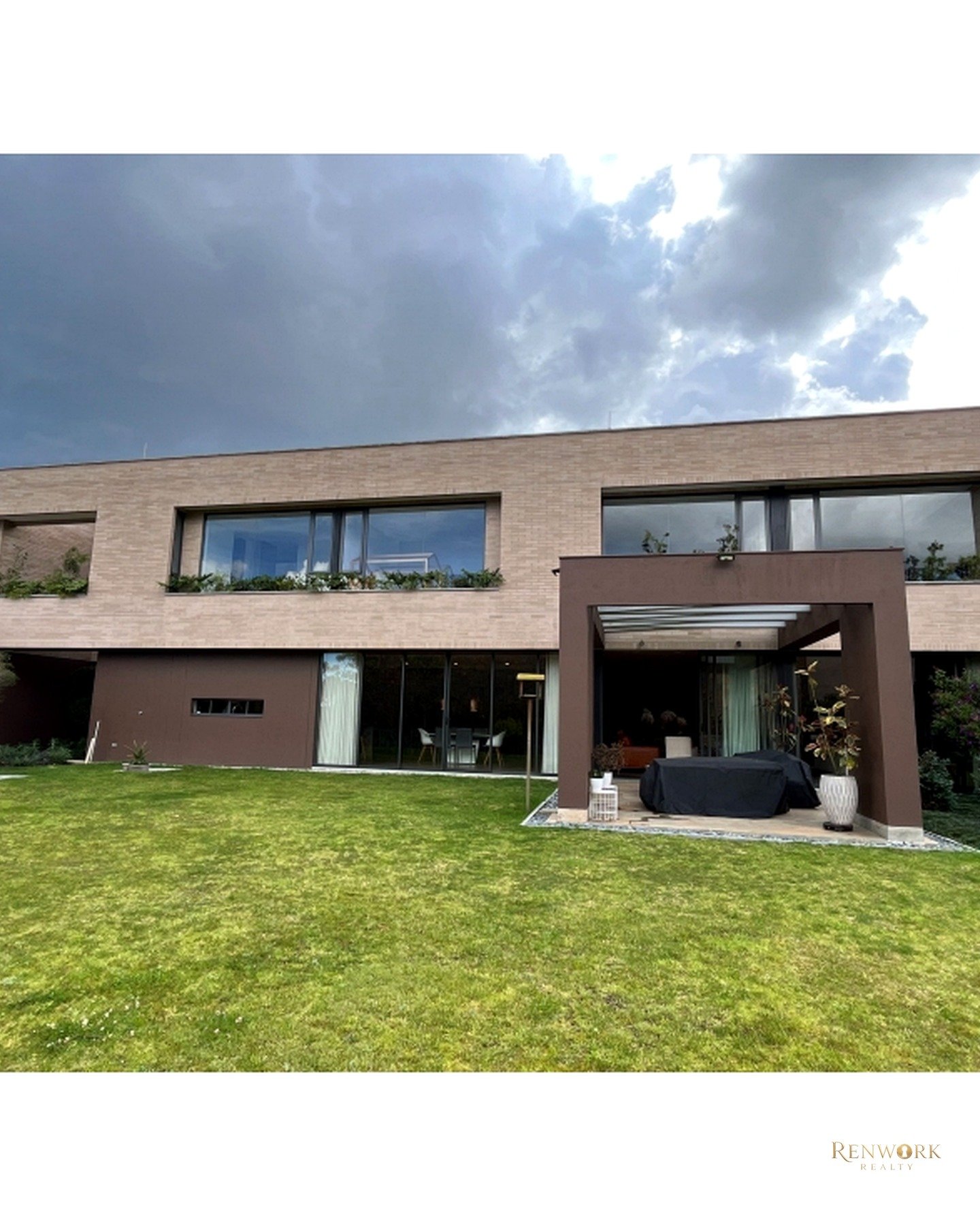 CASA DE LUJO EN LA VARIANTE DE LAS PALMAS EN VENTA · foto 3