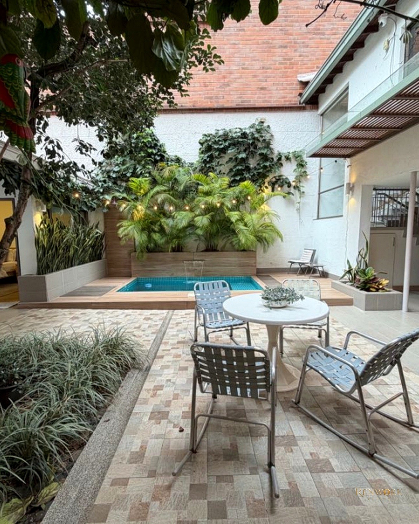 CASA DE LUJO EN LAURELES PARA FAMILIAS, LUXURY RENTALS O CONSTRUCCIÓN · foto 18