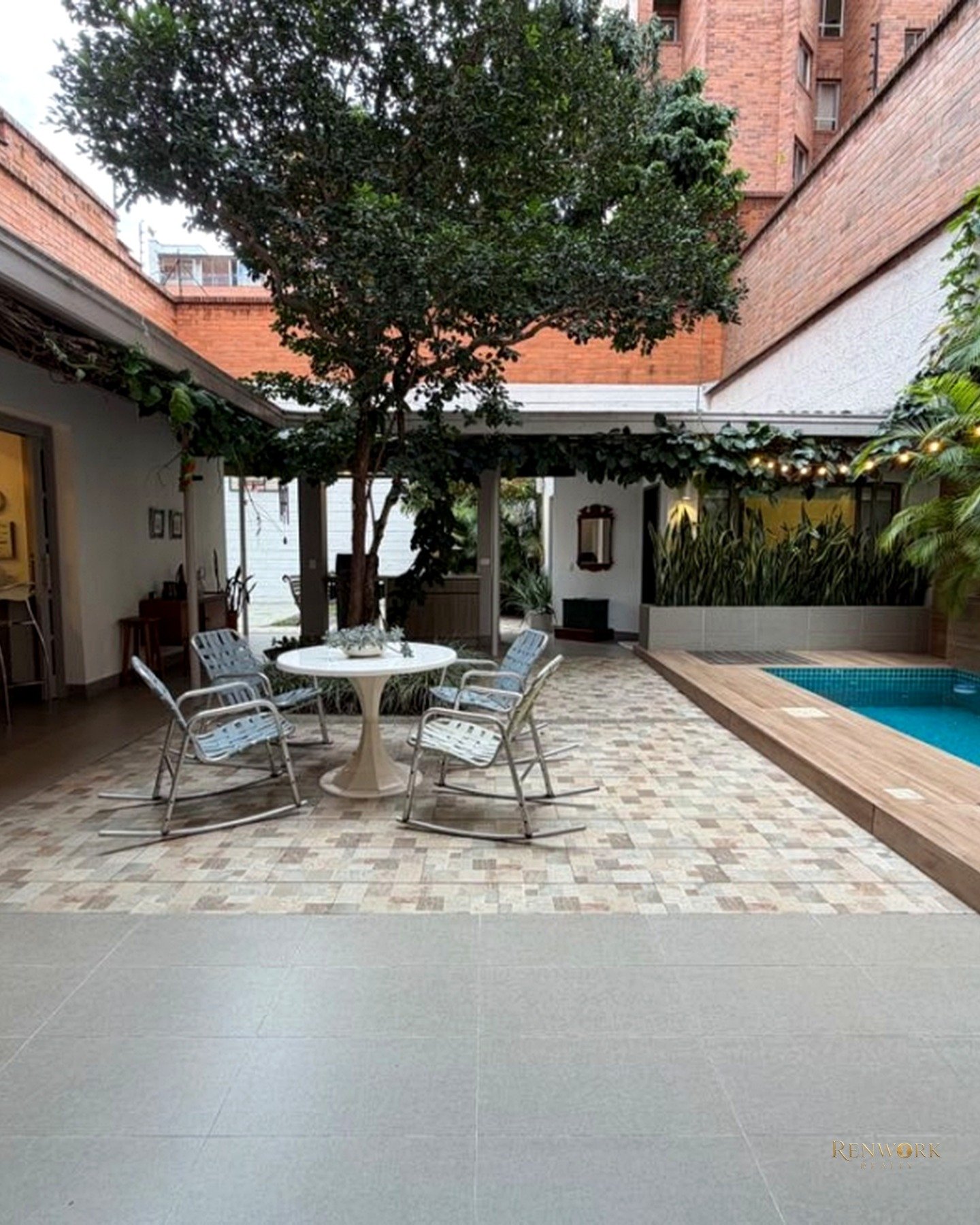 CASA DE LUJO EN LAURELES PARA FAMILIAS, LUXURY RENTALS O CONSTRUCCIÓN · foto 5