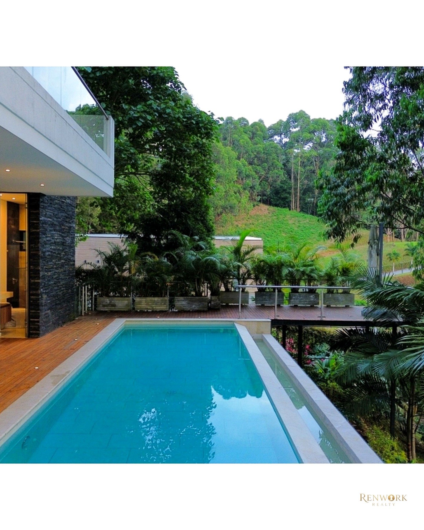 CASA DE LUJO PARA LA VENTA EN EXCLUSIVA ZONA CERCA AL TESORO · foto 6
