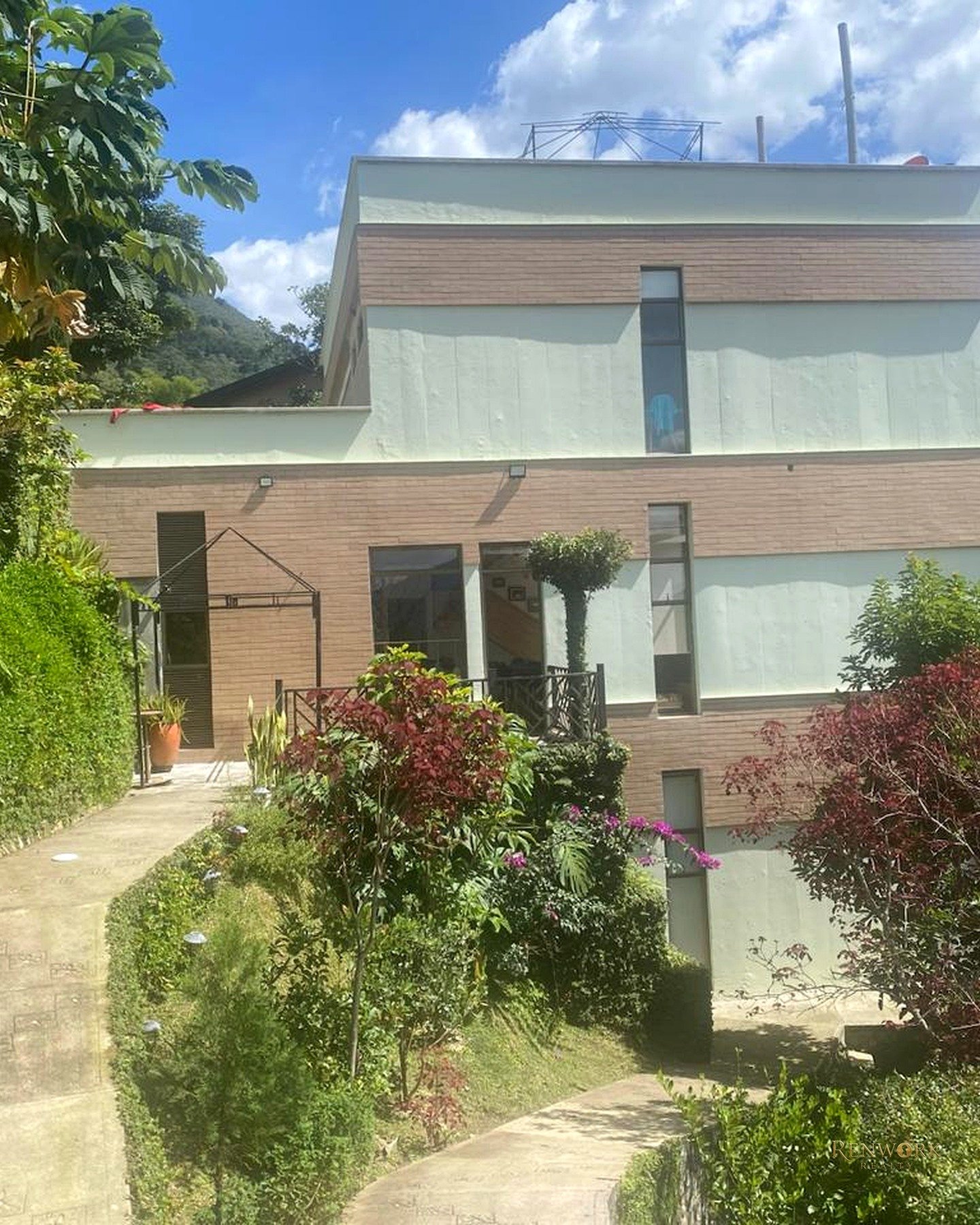 CASA DE LUJO PARA LA VENTA ENVIGADO LOMA DEL ATRAVESADO · foto 9