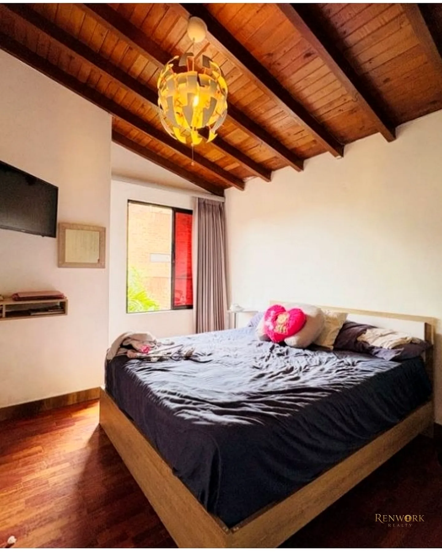 CASA DE TRES NIVELES PARA LA VENTA EN EL POBLADO CERCA AL TESORO · foto 8