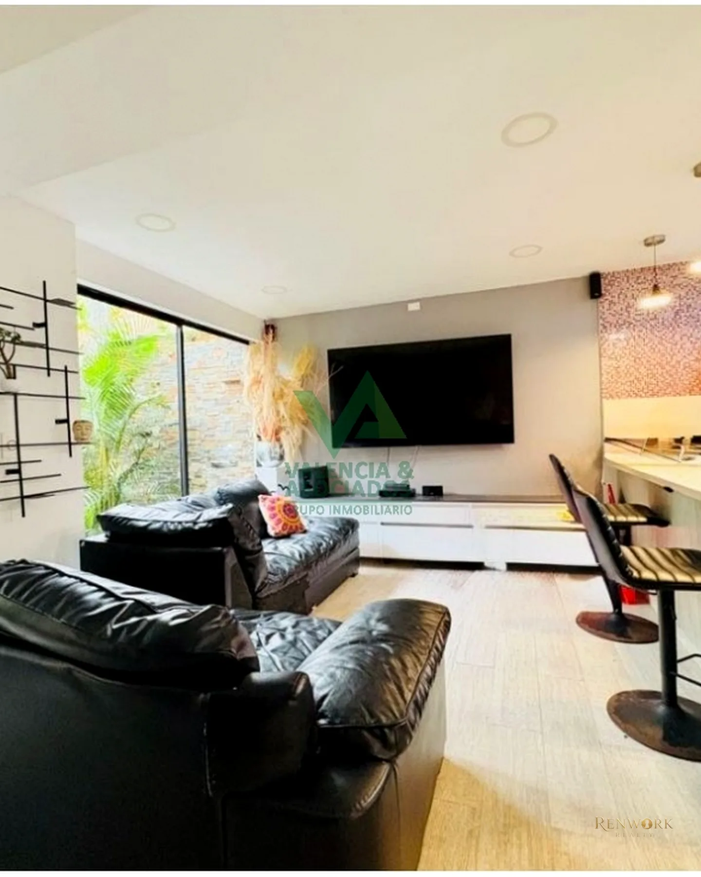 CASA DE TRES NIVELES PARA LA VENTA EN EL POBLADO CERCA AL TESORO · foto 1