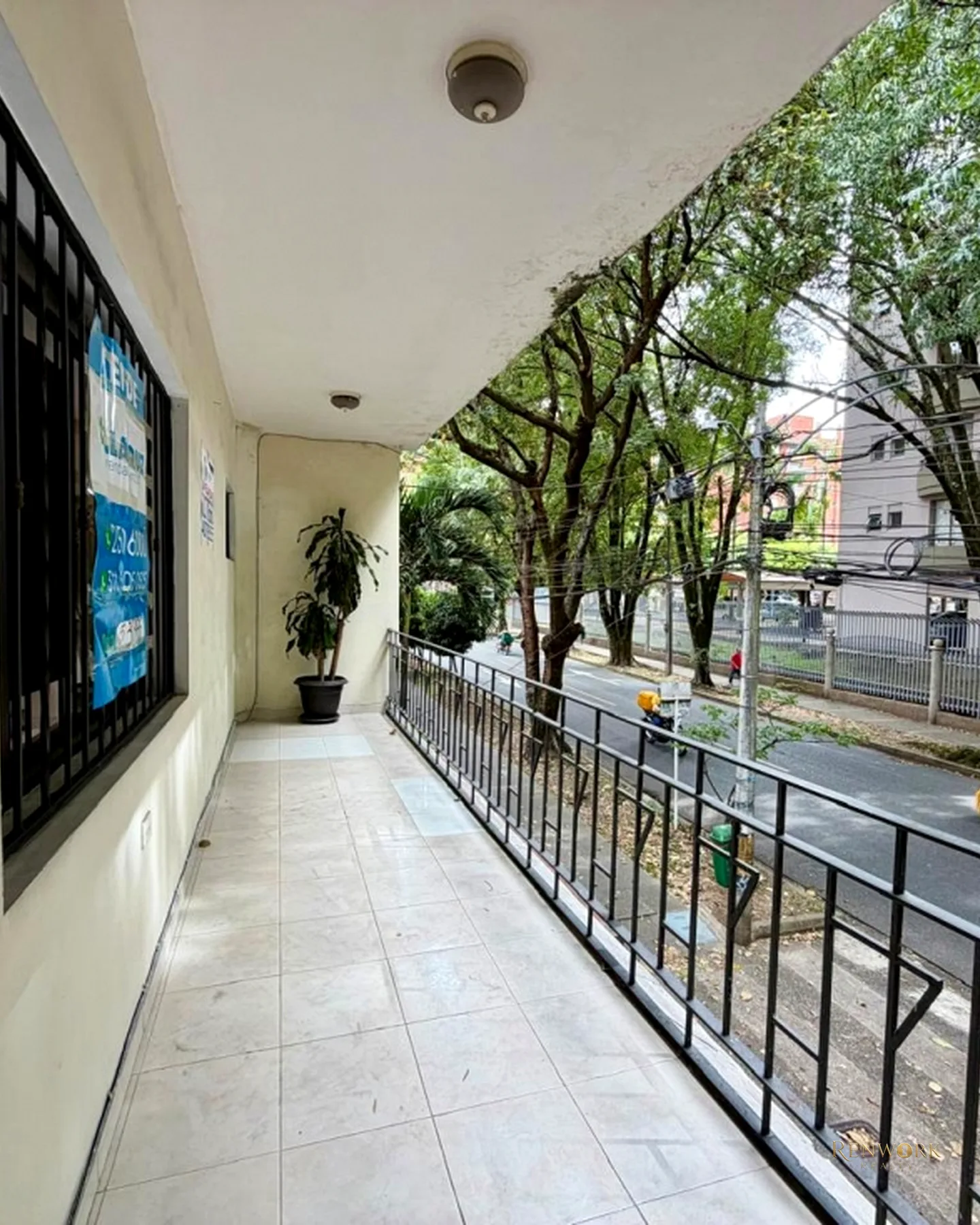 CASA DOS NIVELES EN VENTA / LAURELES · foto 12