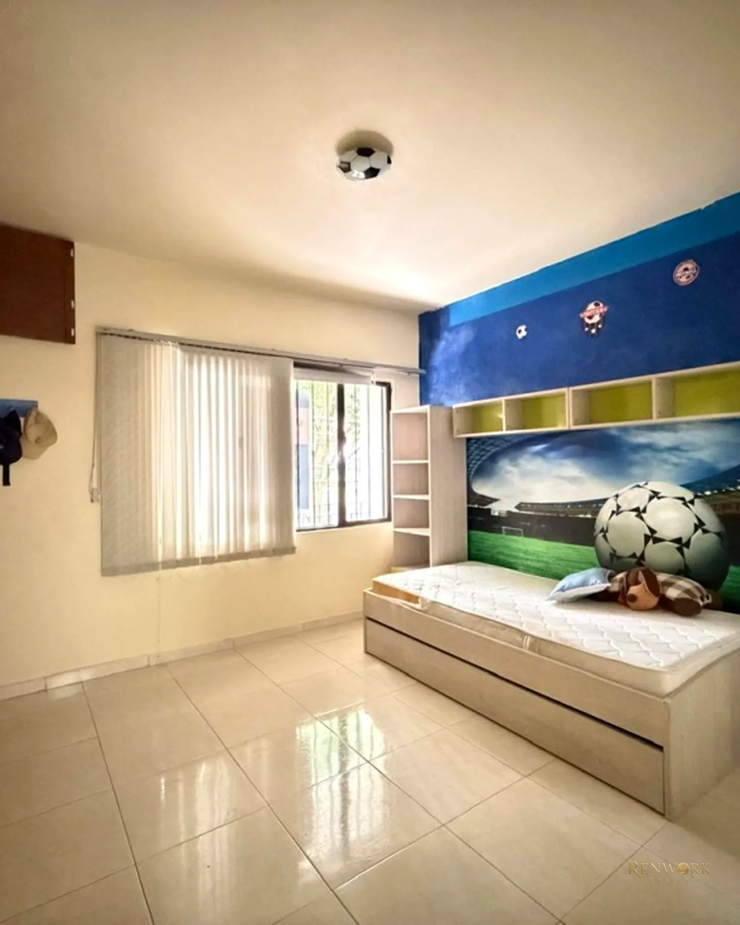 CASA DOS NIVELES EN VENTA / LAURELES · foto 8