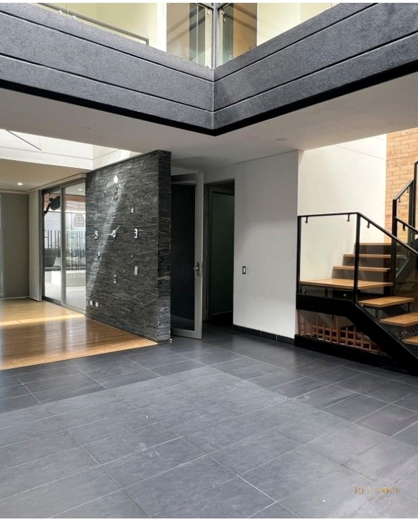 CASA EN ENVIGADO, SECTOR LOMA EL ATRAVESADO · foto 6