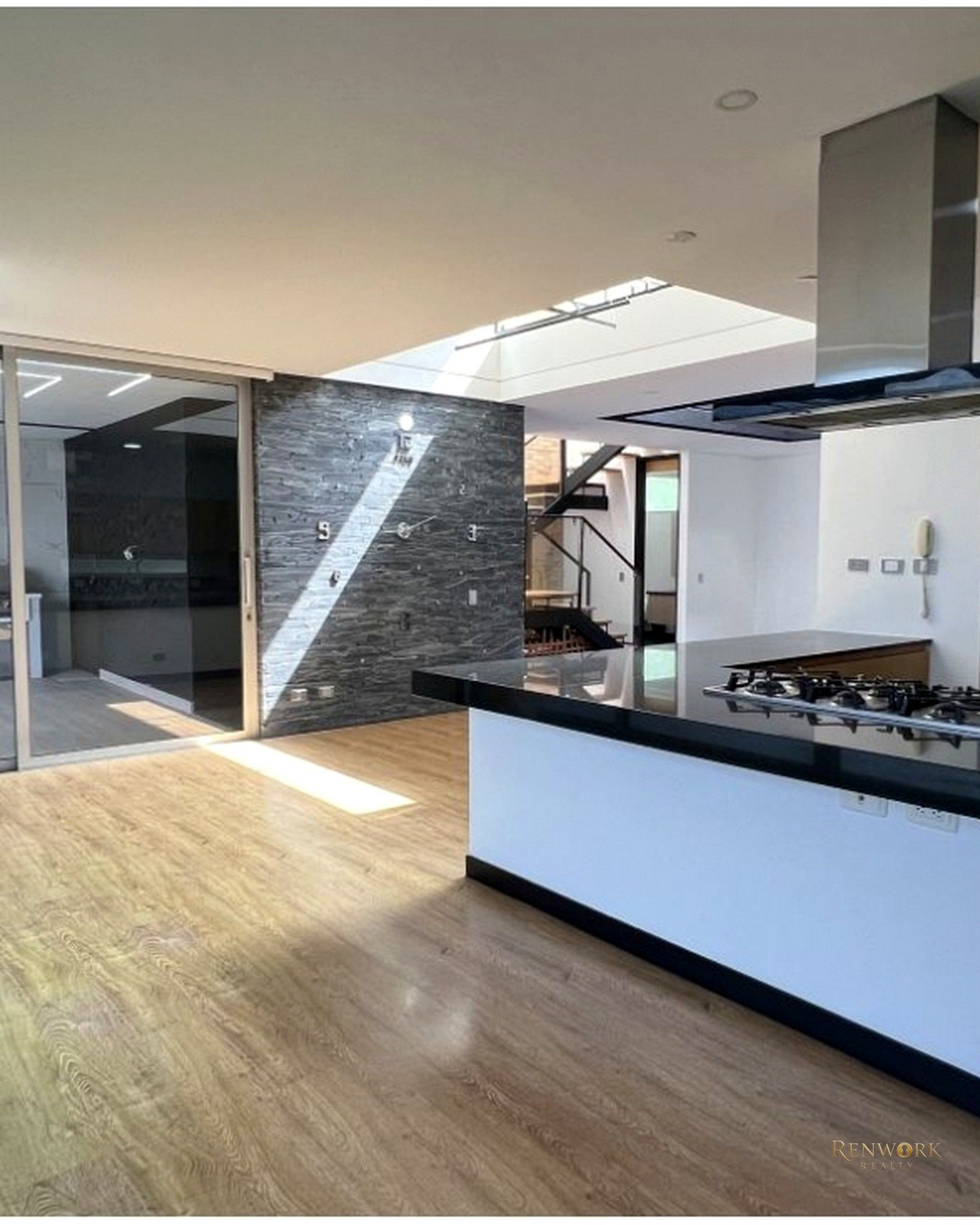 CASA EN ENVIGADO, SECTOR LOMA EL ATRAVESADO · foto 9