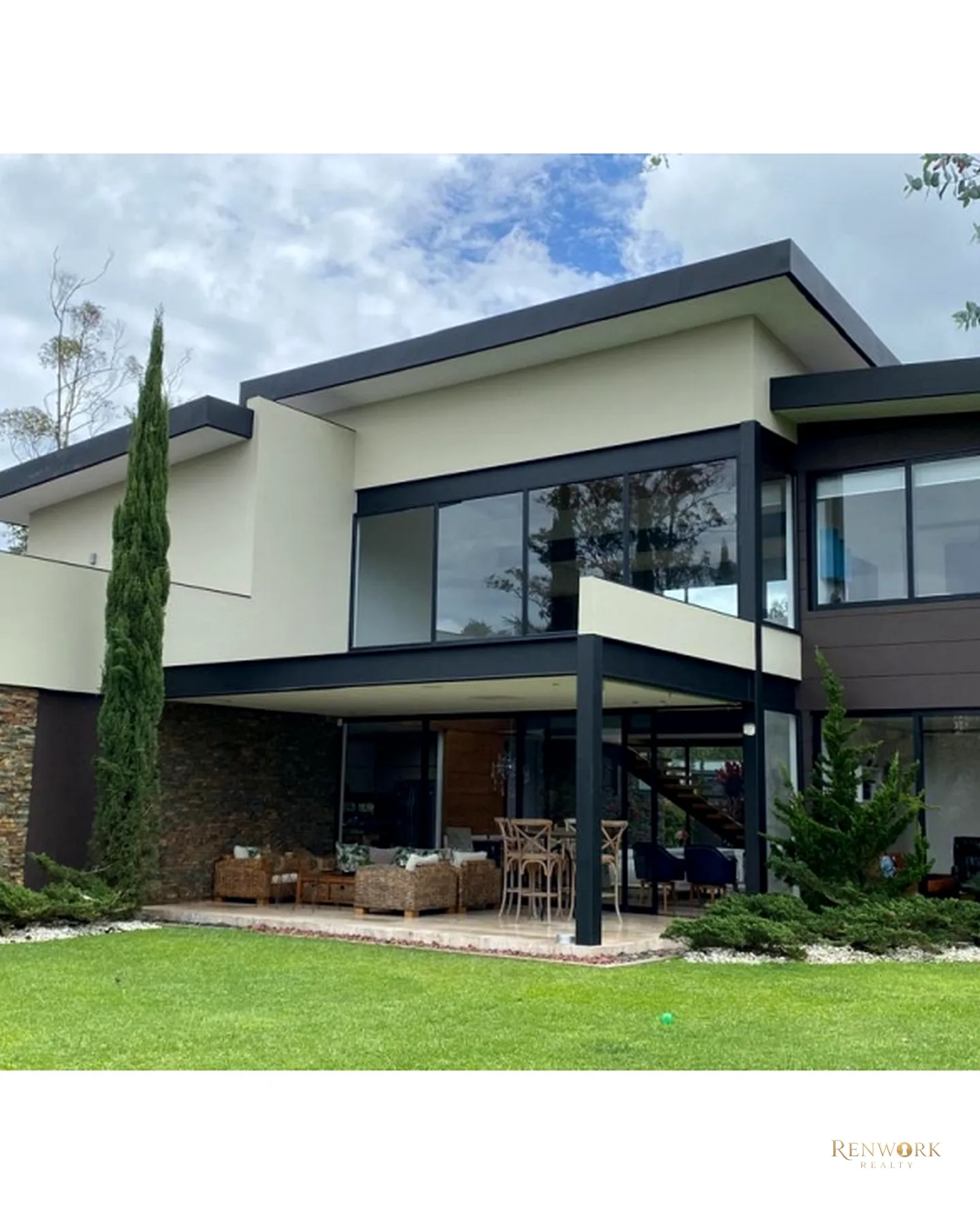 CASA EN LLANOGRANDE A POCOS METRSO DEL CLUB CAMPESTRE DE LLANOGRANDE · foto 8