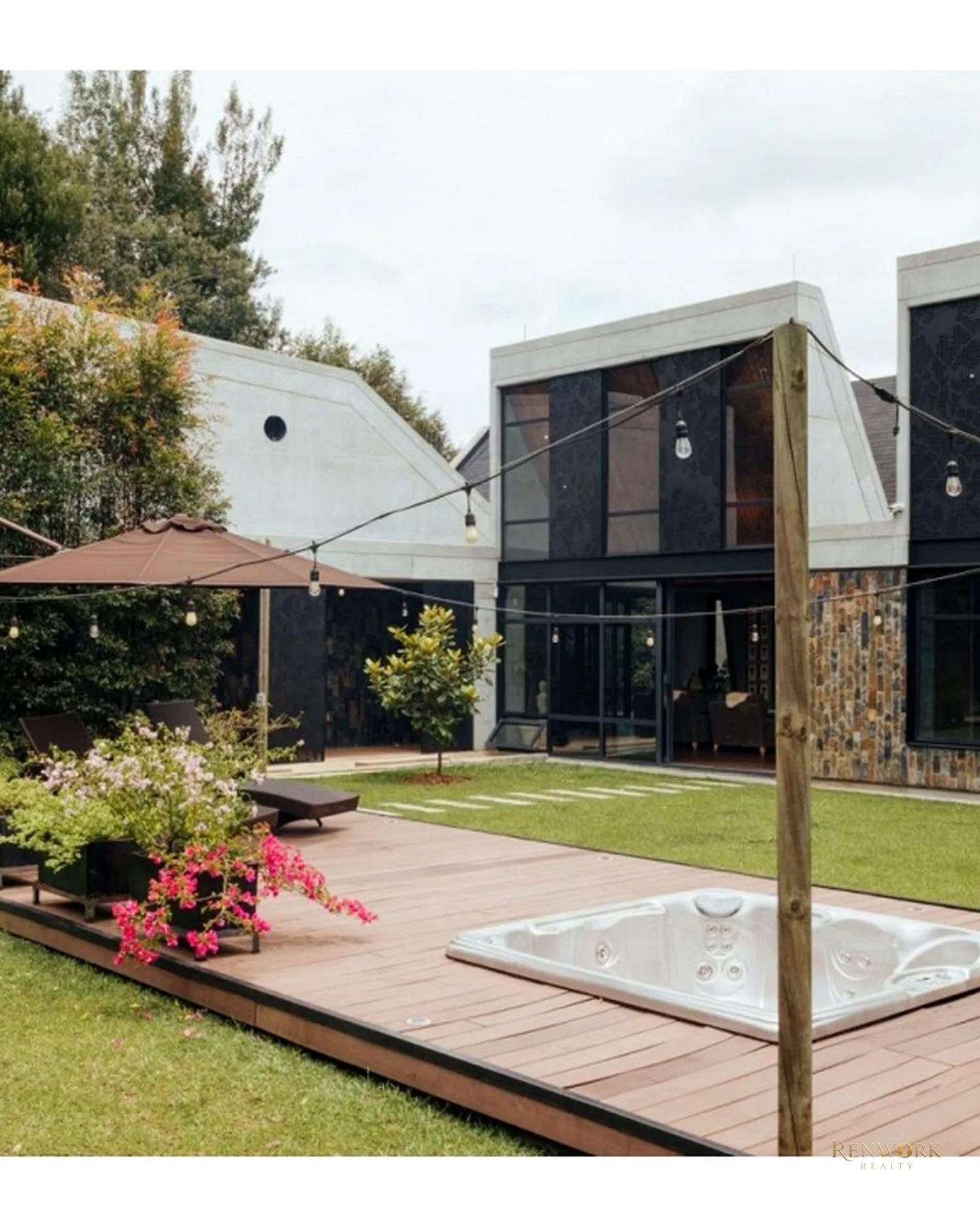 CASA EN LLANOGRANDE PARCELACION CERCA AL AEROPUERTO