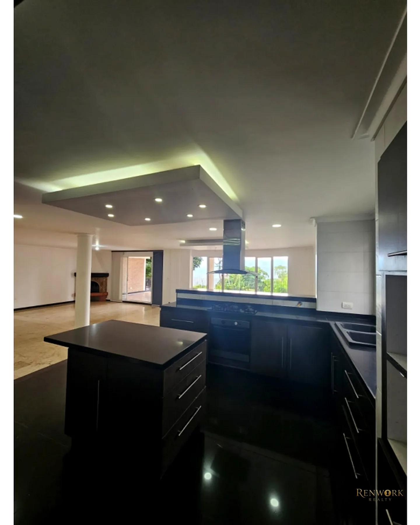 CASA EN UNIDAD CERRADA POBLADO EL TESORO · foto 4