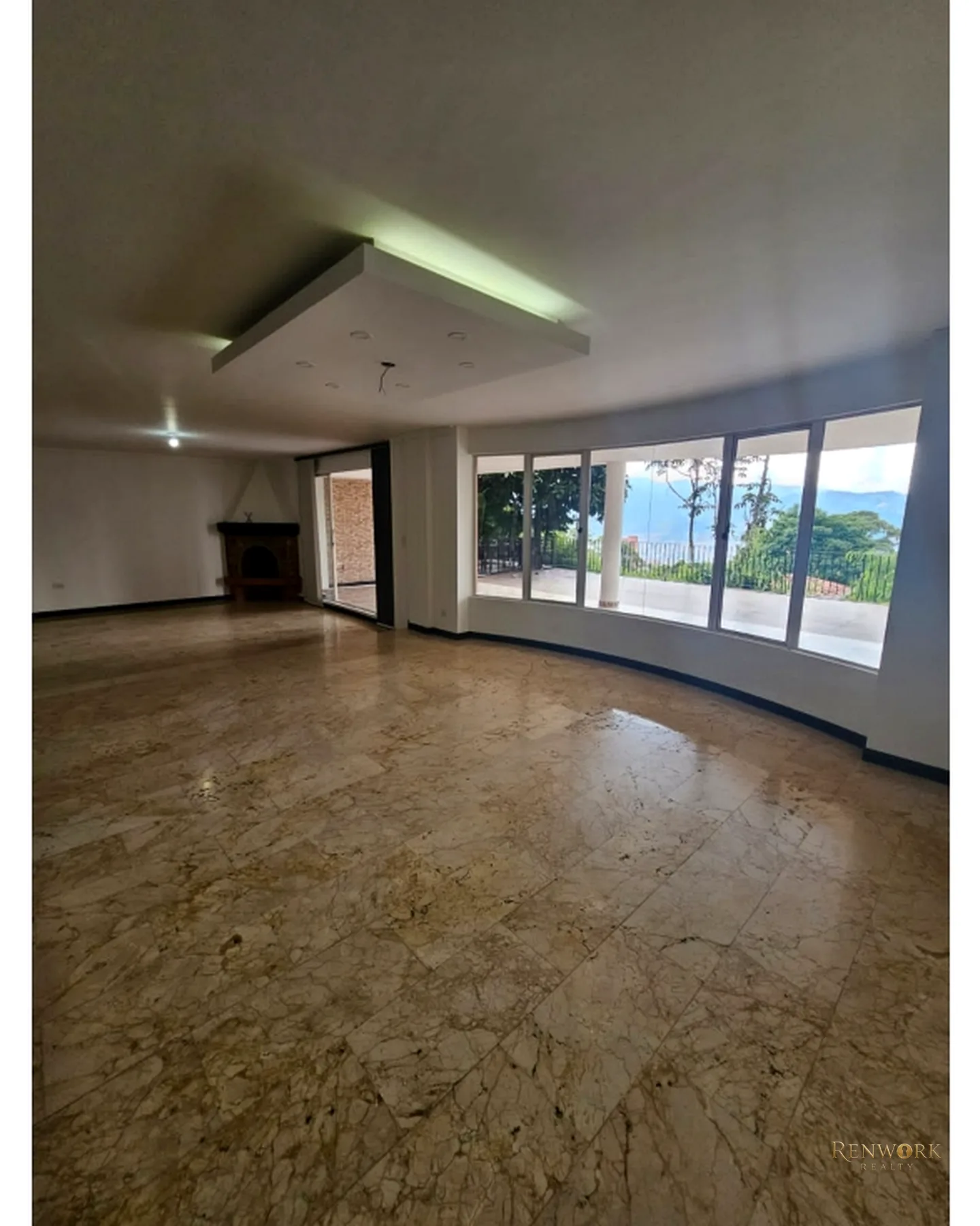 CASA EN UNIDAD CERRADA POBLADO EL TESORO · foto 1