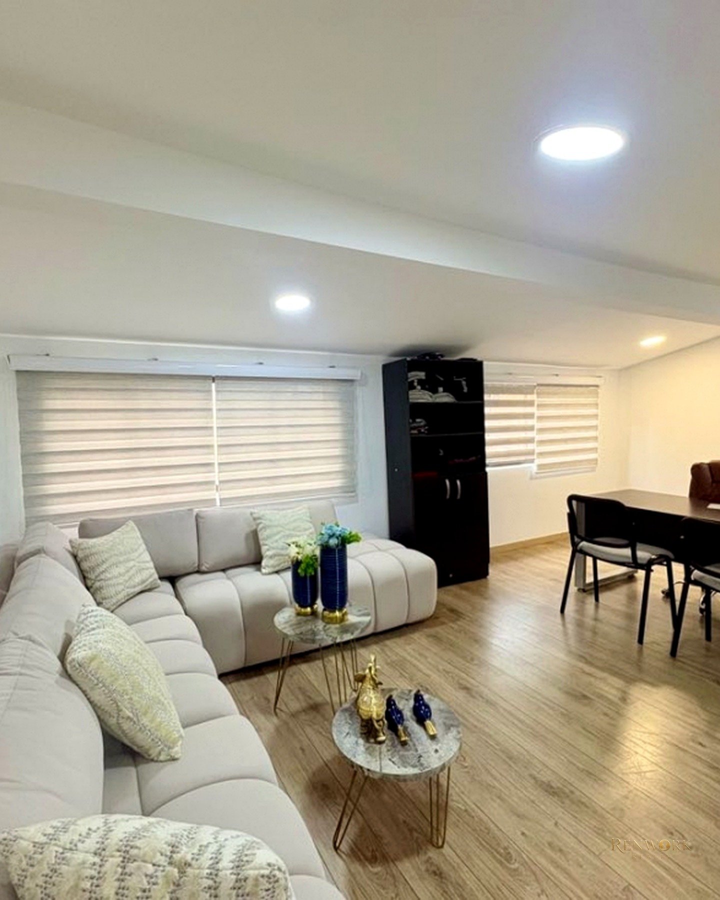 CASA EN VENTA A 2 MINUTOS DEL CENTRO COMERCIAL EL TESORO - 240 M² · foto 17
