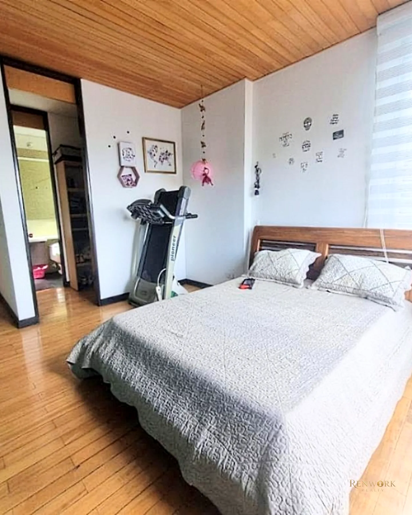 CASA EN VENTA ATRAVESADO ENVIGADO, CASA 2 NIVELES MODERNA Y AMPLIA TOP · foto 9
