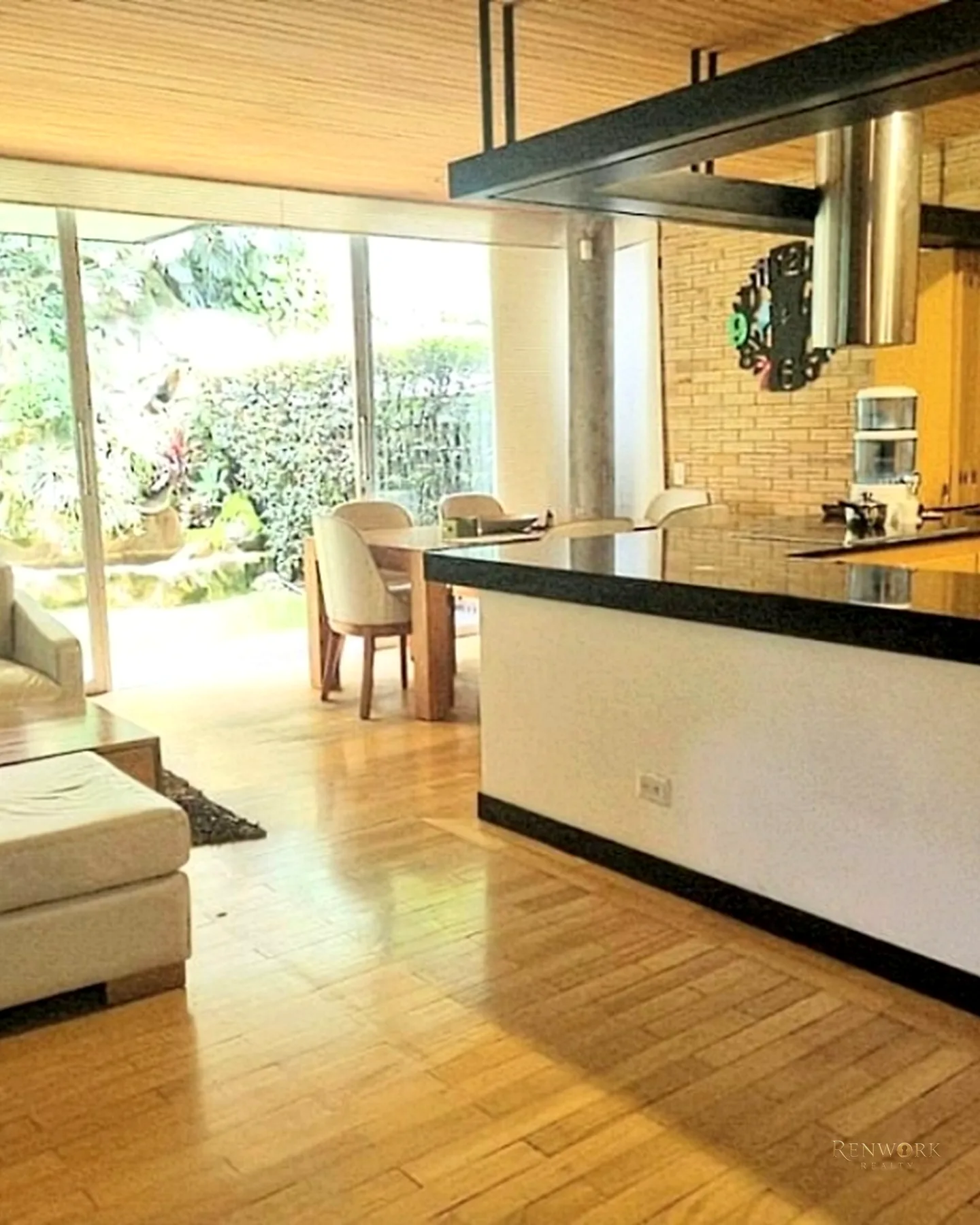 CASA EN VENTA ATRAVESADO ENVIGADO, CASA 2 NIVELES MODERNA Y AMPLIA TOP · foto 1