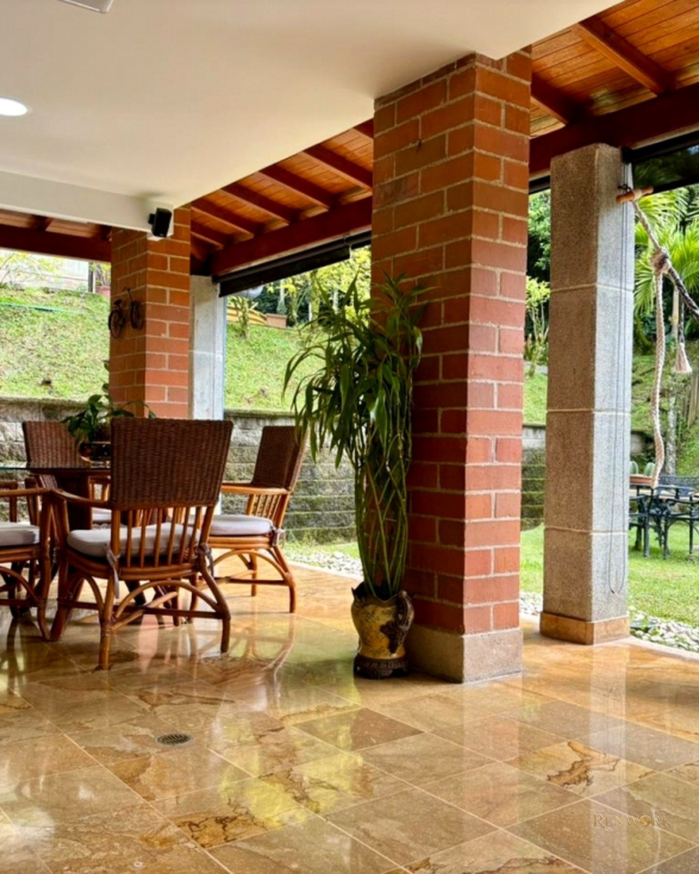 CASA EN VENTA CON EXCELENTE DISTRIBUCIÓN, LOMA DEL CHOCHO-ENVIGADO · foto 11