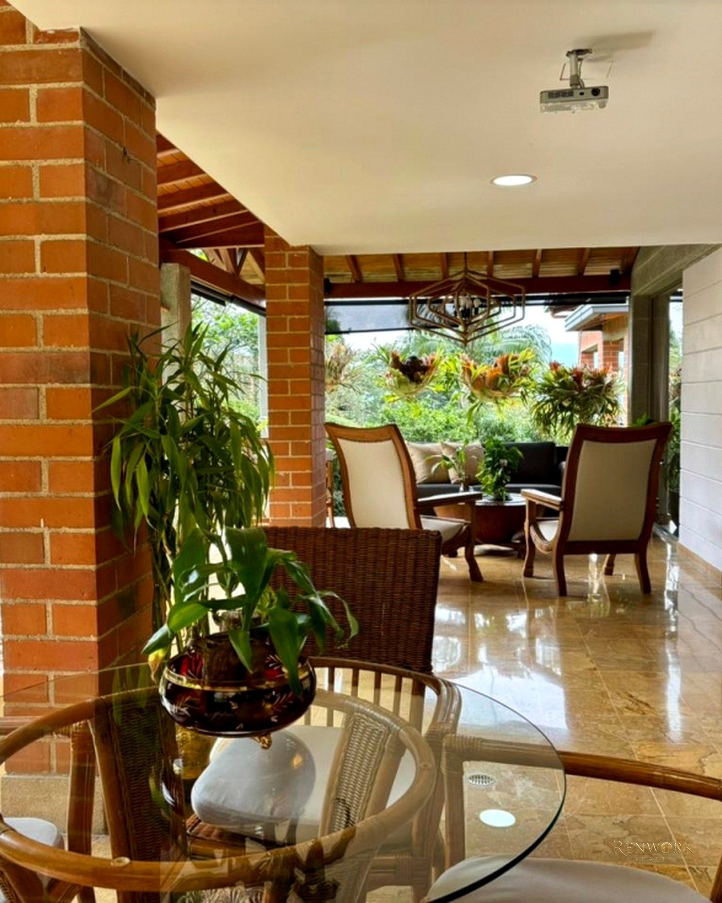 CASA EN VENTA CON EXCELENTE DISTRIBUCIÓN, LOMA DEL CHOCHO-ENVIGADO · foto 10