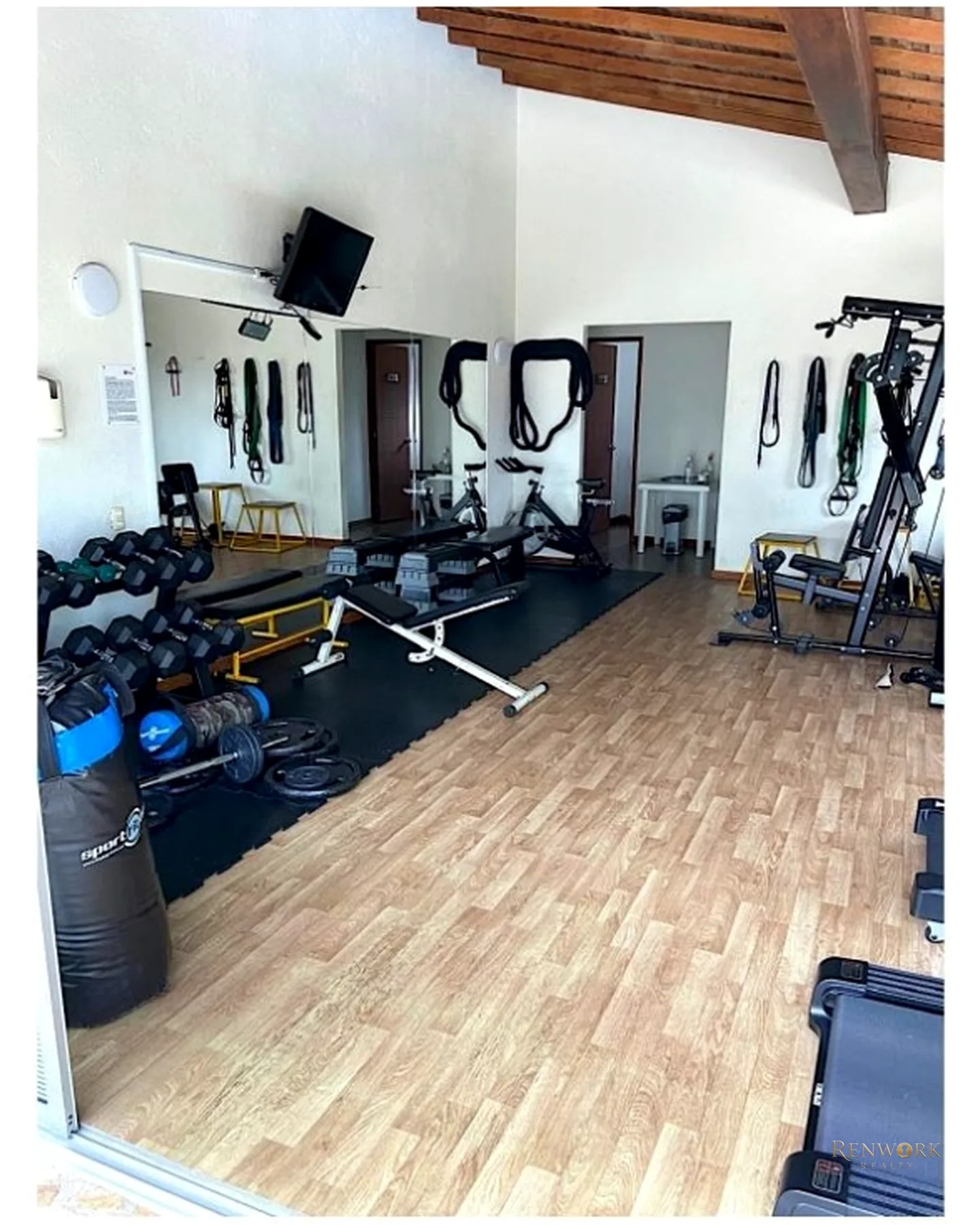 CASA EN VENTA EN EXCELENTE URBANIZACIÓN SECTOR BENEDICTINOS · foto 22
