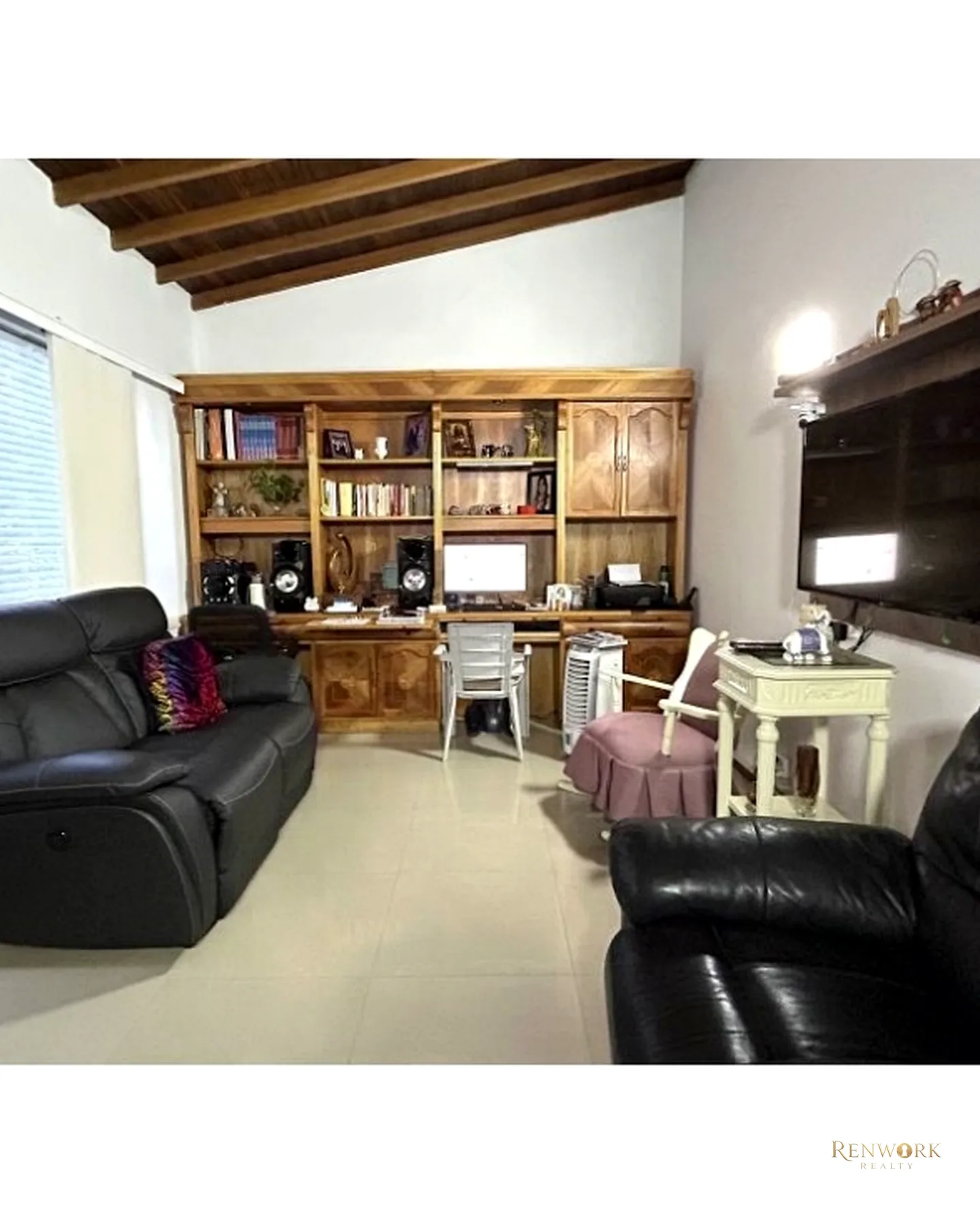 CASA EN VENTA EN EXCELENTE URBANIZACIÓN SECTOR BENEDICTINOS · foto 11