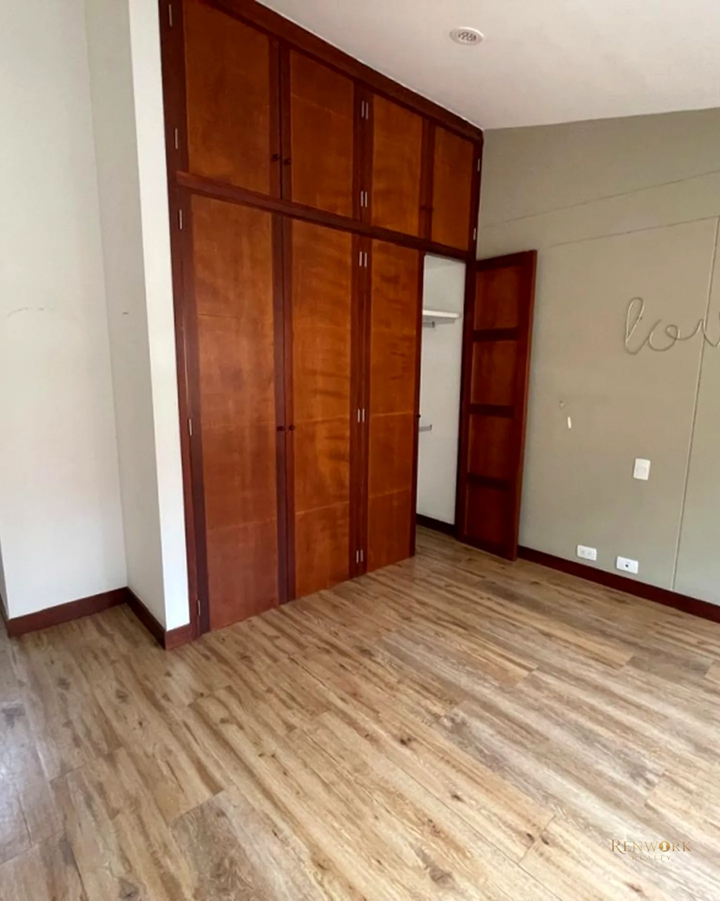 CASA EN VENTA ENVIGADO LOMA DE LAS BRUJAS ALTO VALOR CC · foto 9