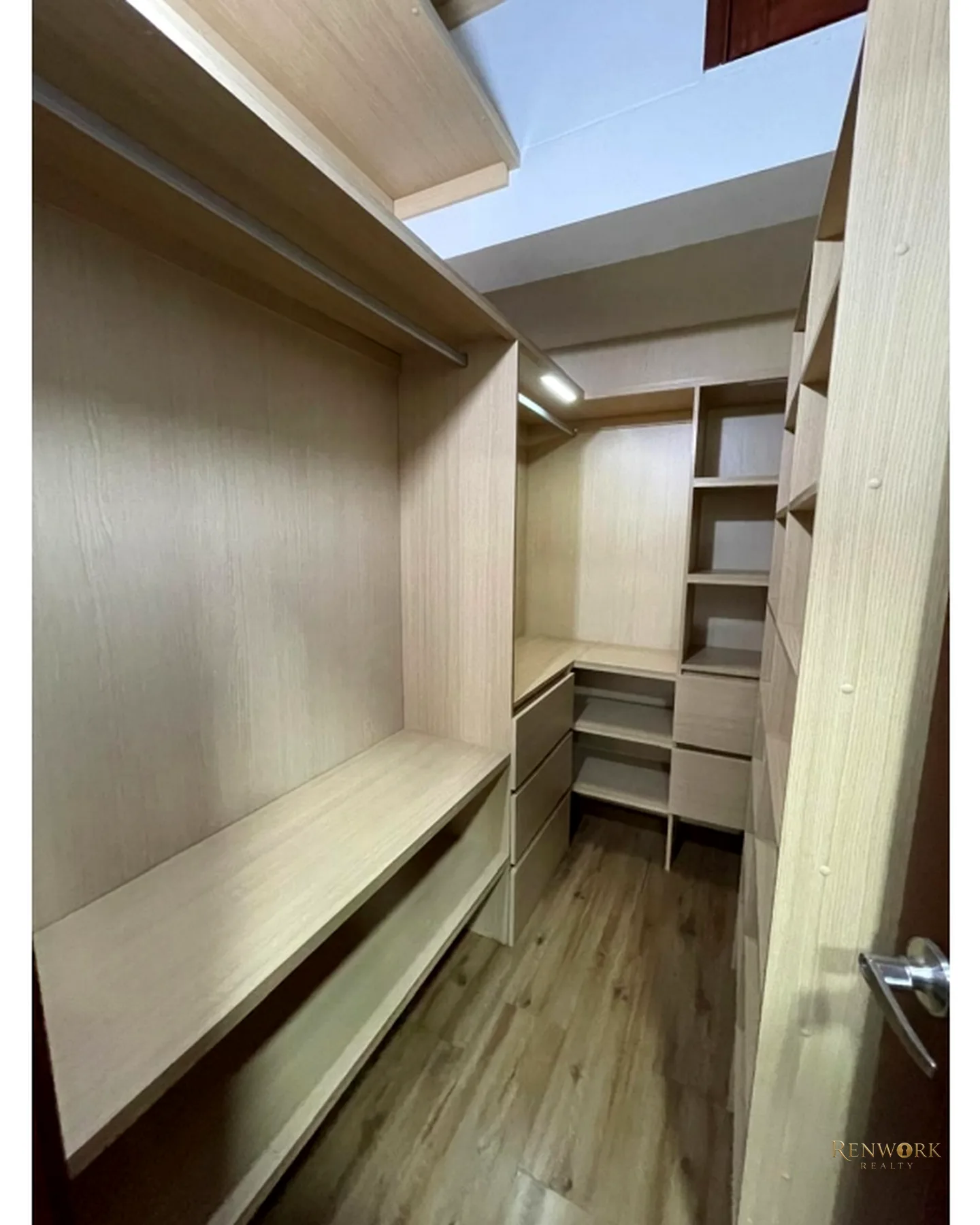 CASA EN VENTA ENVIGADO LOMA DE LAS BRUJAS ALTO VALOR CC · foto 8