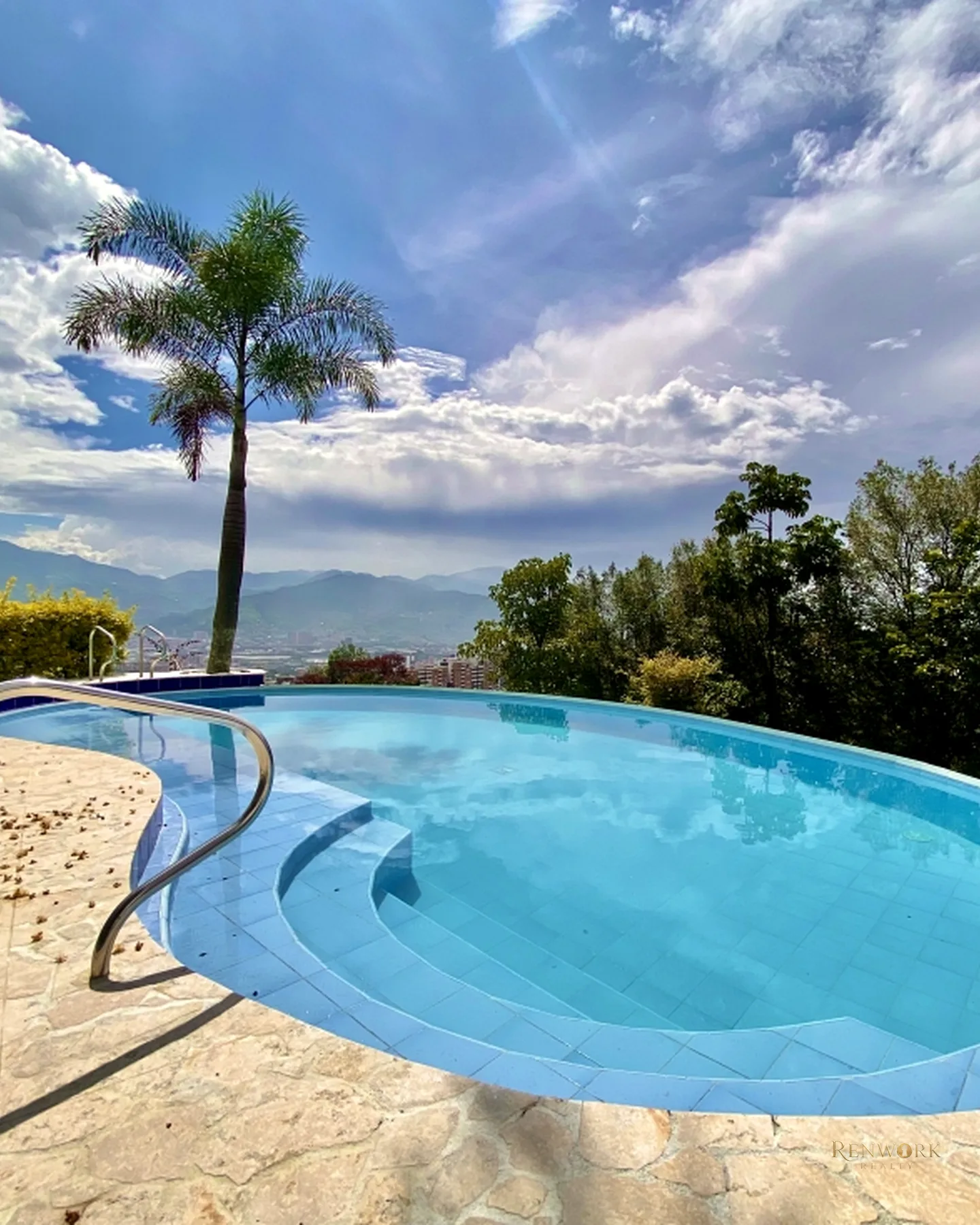 CASA EN VENTA ENVIGADO LOMA DEL ESCOBERO PARTE BAJA · foto 15