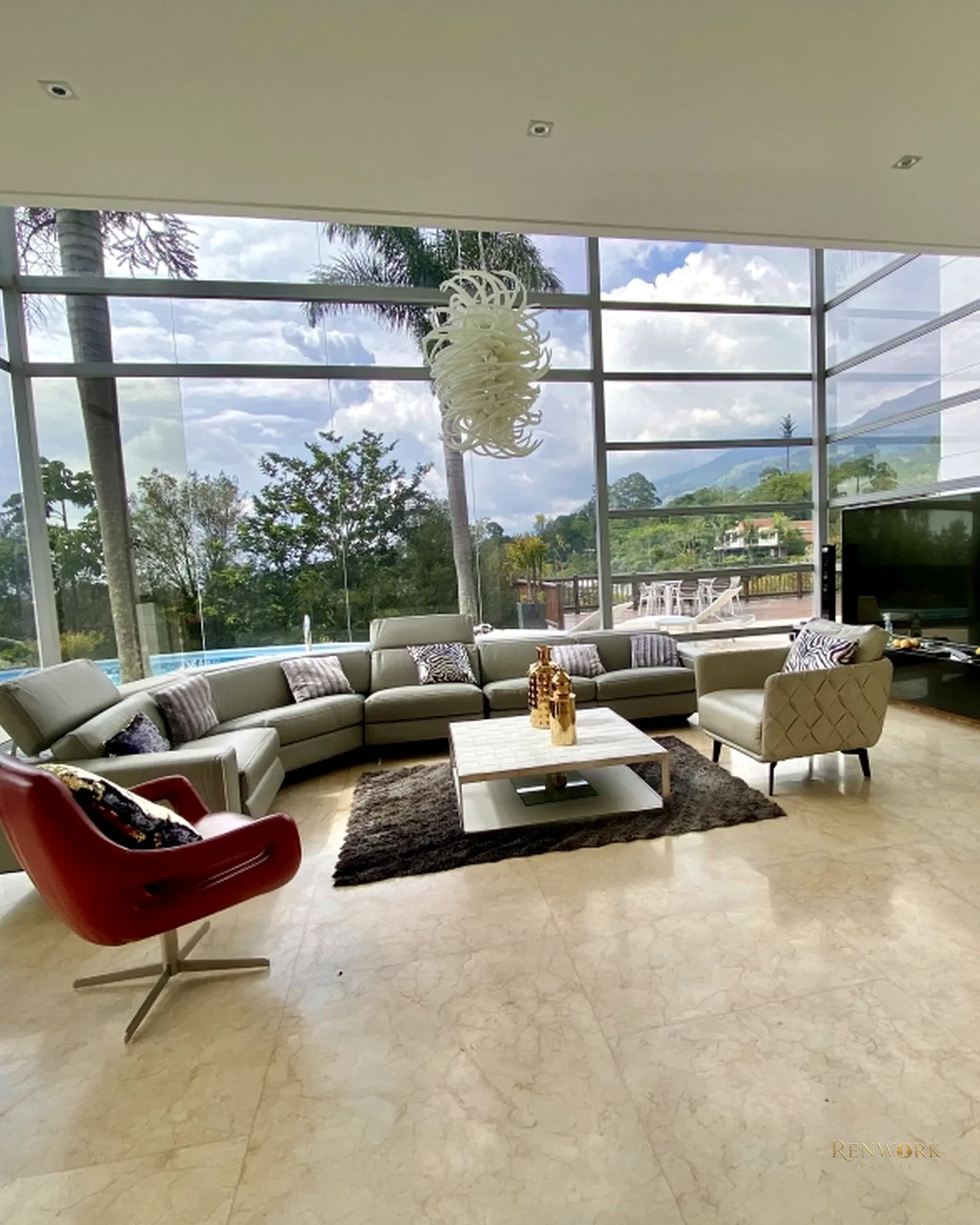 CASA EN VENTA ENVIGADO LOMA DEL ESCOBERO PARTE BAJA · foto 1