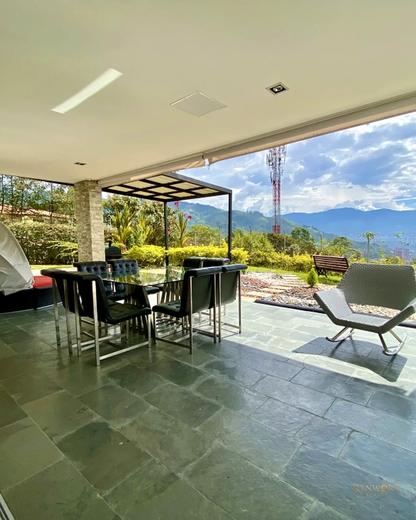 CASA EN VENTA ENVIGADO LOMA DEL ESCOBERO PARTE BAJA · foto 8