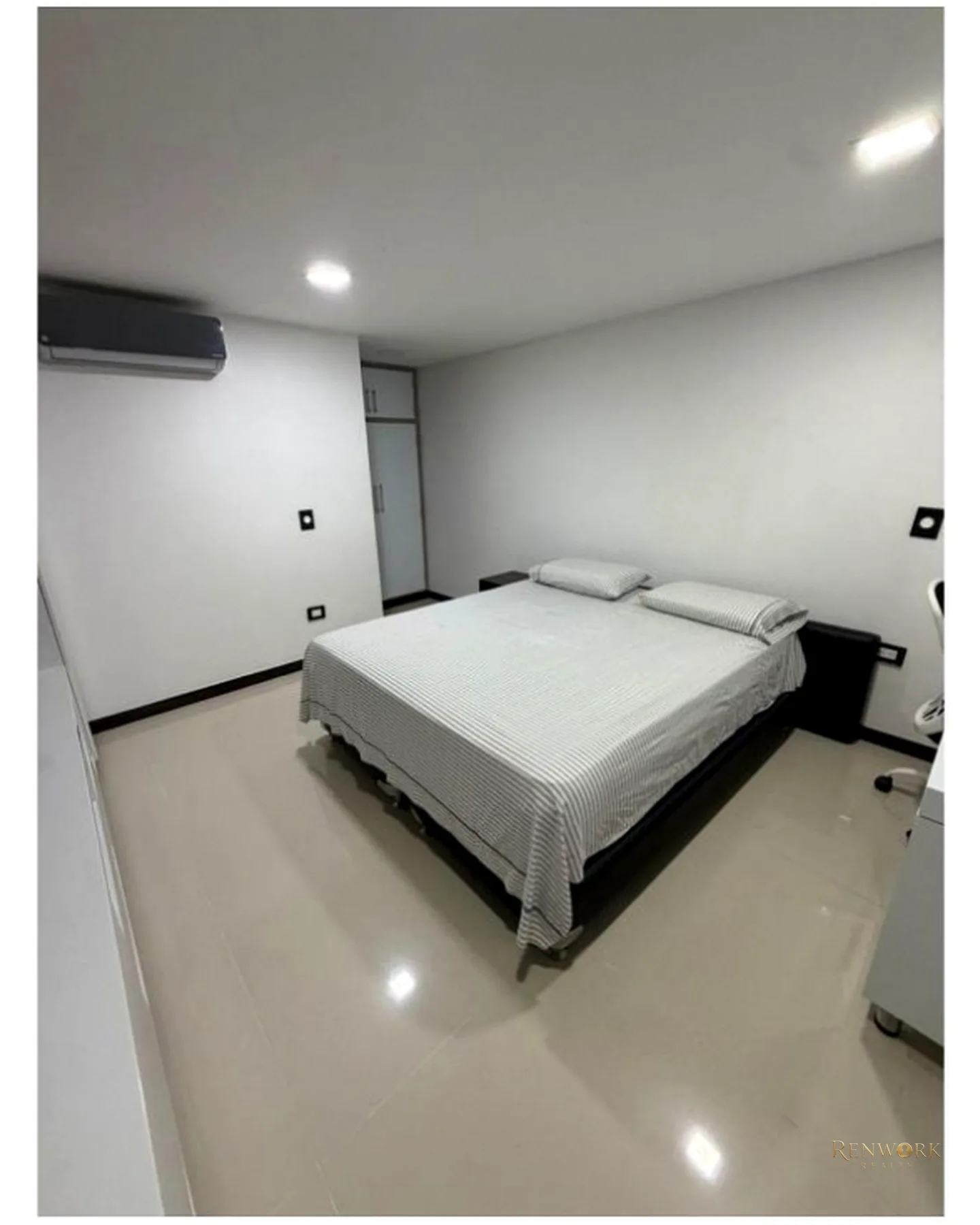 CASA EN VENTA ENVIGADO LOMA LAS BRUJAS · foto 13