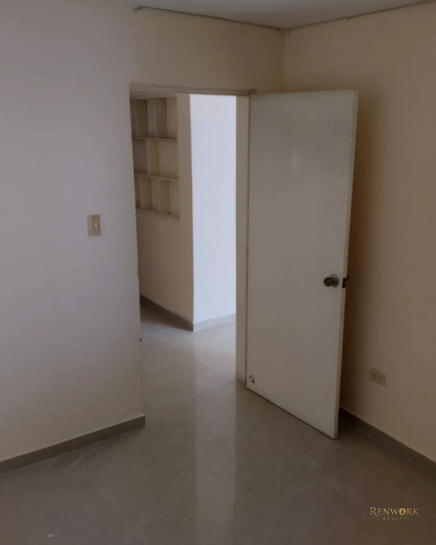 CASA EN VENTA LAURELES MEDELLIN PISO 1 · foto 17