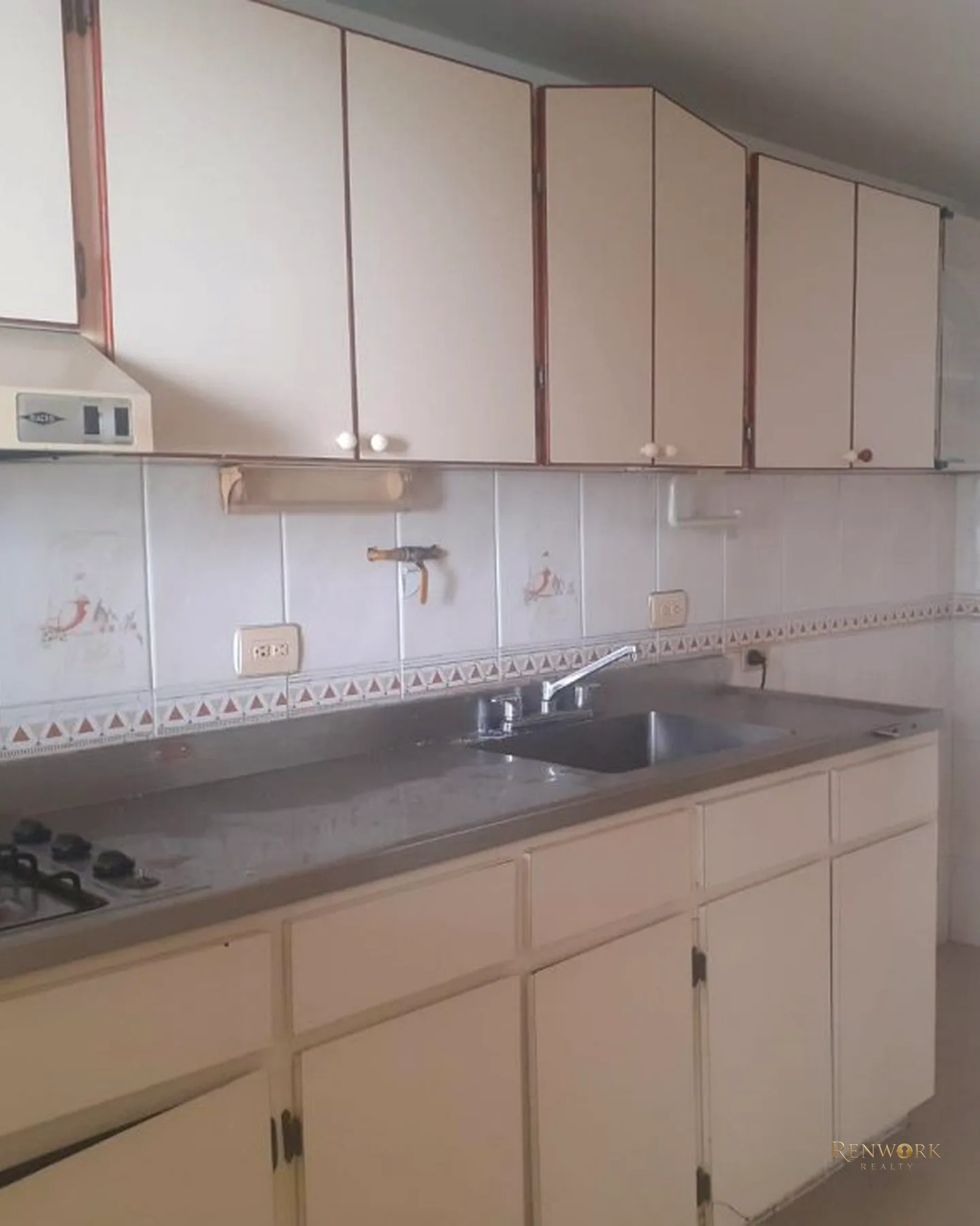 CASA EN VENTA LAURELES MEDELLIN PISO 1 · foto 4