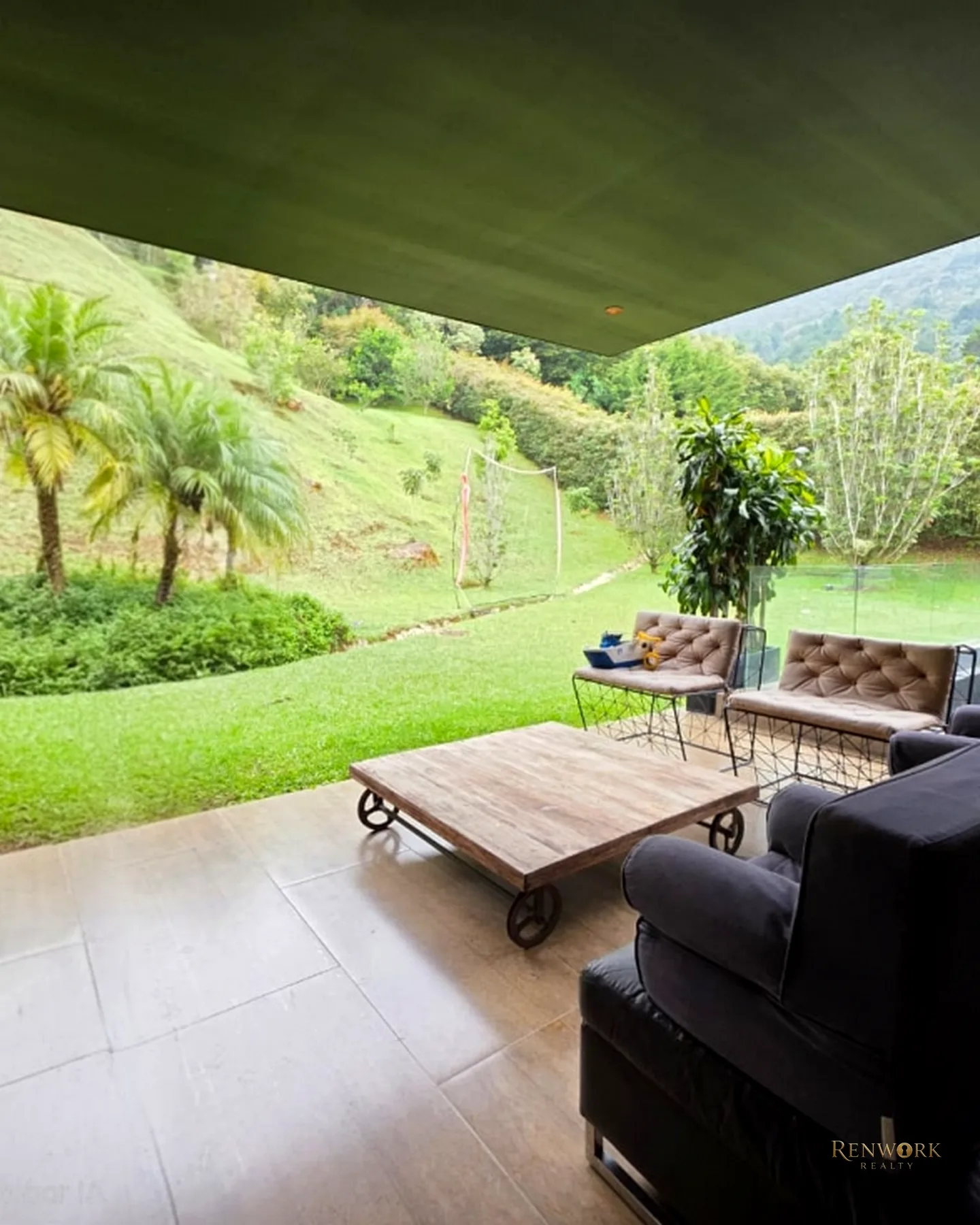 CASA EN VENTA PARTE BAJA AVENIDA LAS PALMAS, UNIDAD CERRADA. · foto 12