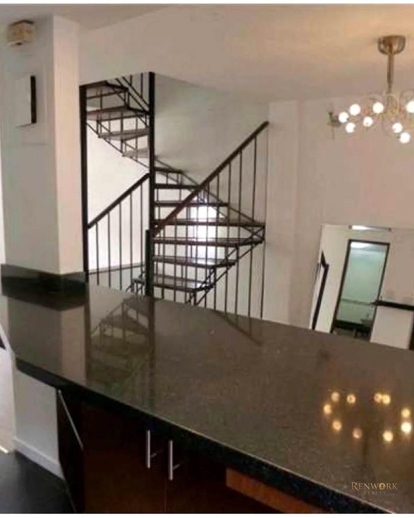 CASA EN VENTA REMODELADA BELÉN LA PLAMA · foto 2