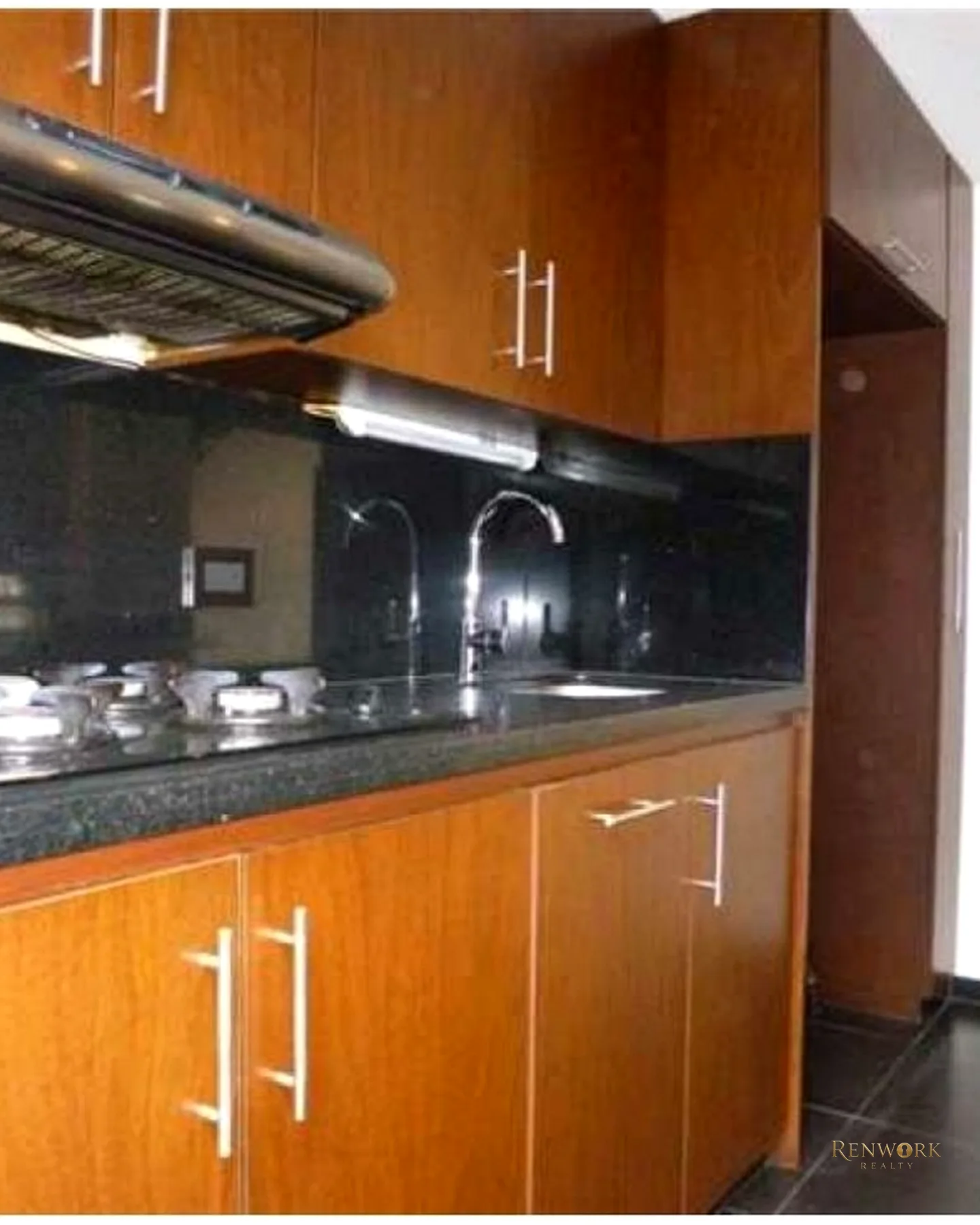 CASA EN VENTA REMODELADA BELÉN LA PLAMA · foto 4