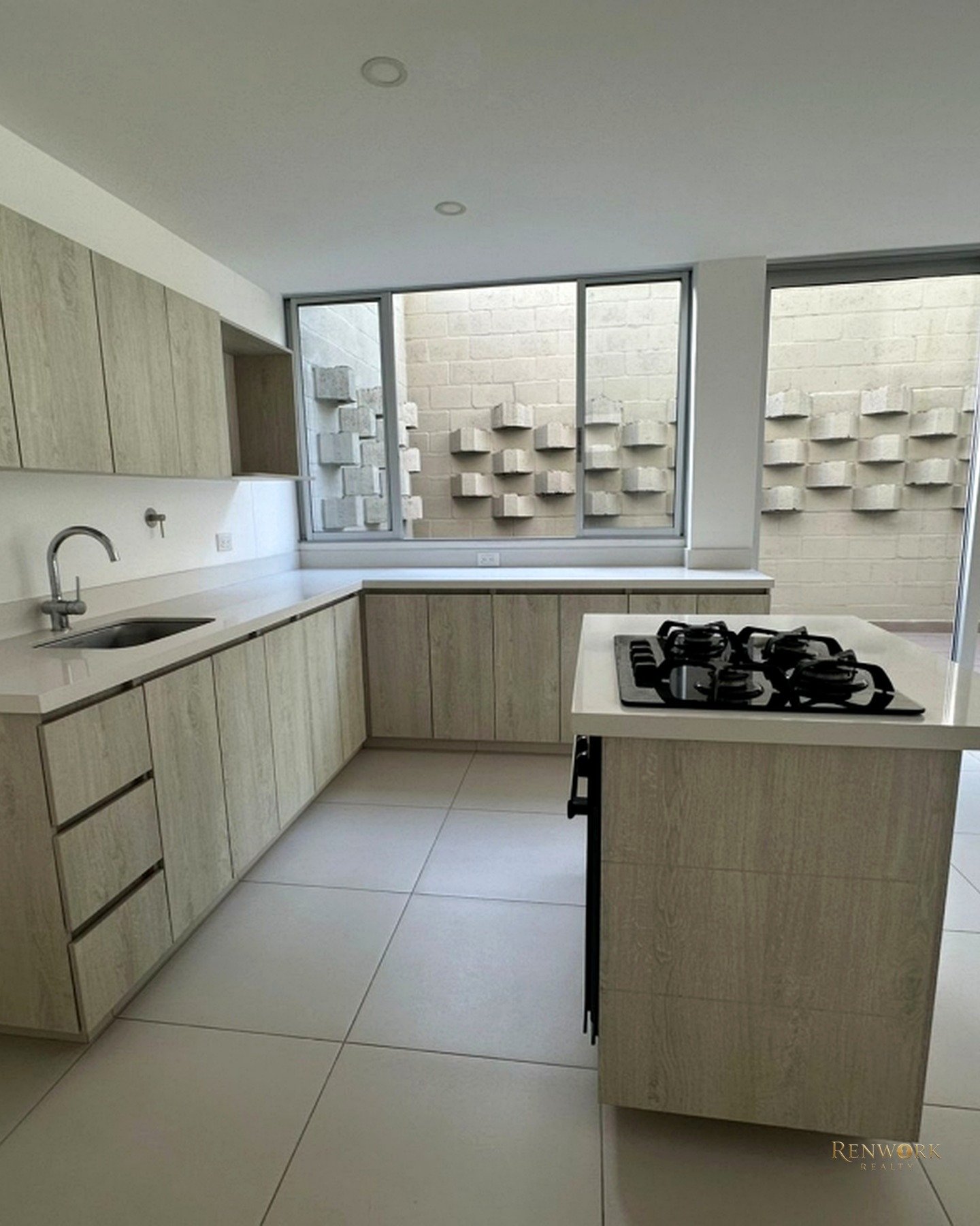CASA EN VENTA, RIONEGRO, SECTOR GUALANDAY · foto 2
