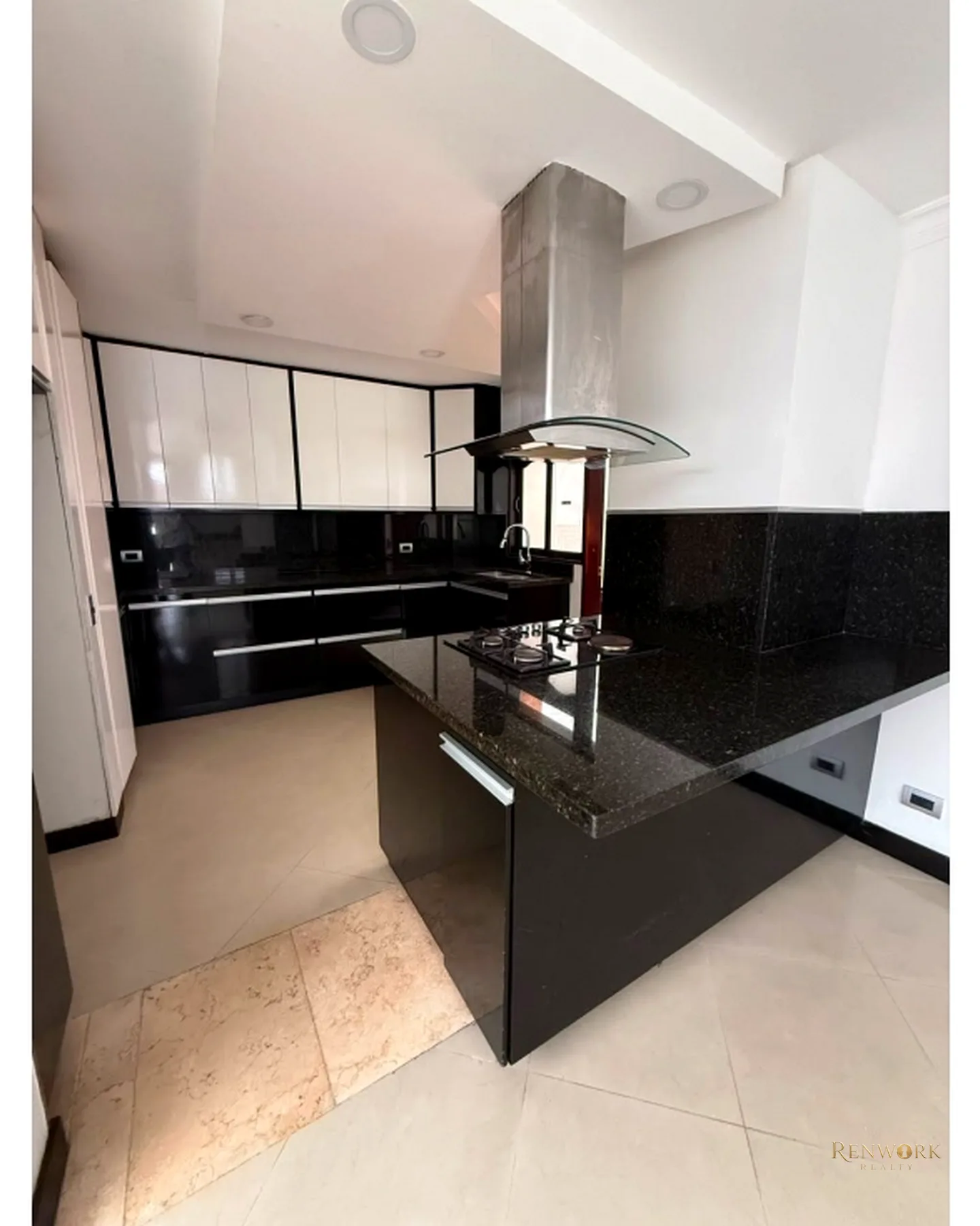 CASA EN VENTA SABANETA-LA DOCTORA · foto 2