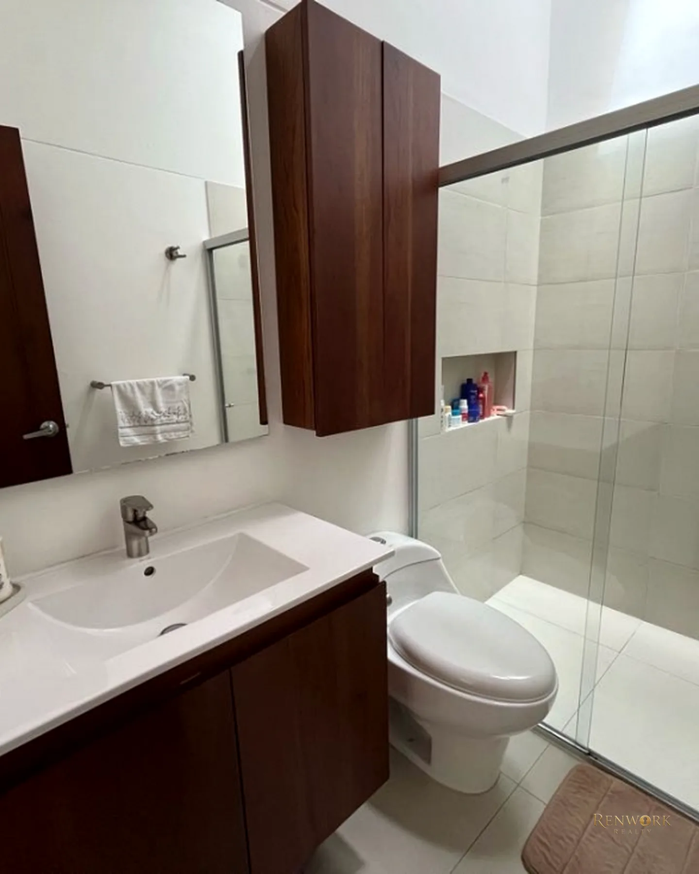 CASA ENVIGADO LOMA DEL CHOCHO 220MT2-3 ALCOBAS-TERRAZAJARDÍN-REFORMADA · foto 12