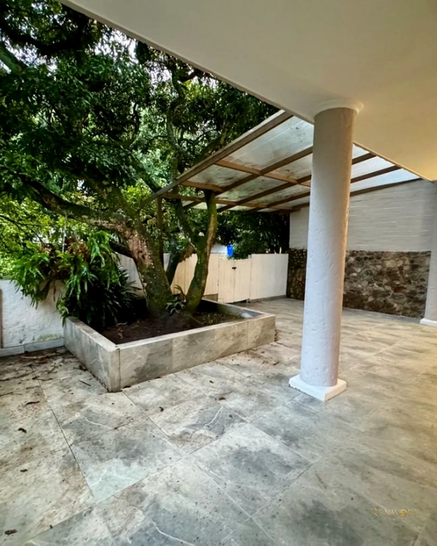 CASA ESQUINERA CERCA AL TESORO 4 ALCOBAS + SERVICIO · foto 17