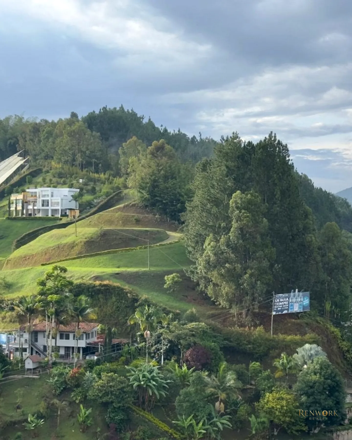 CASA FINCA EN VENTA EN EL PEÑOL ANTIOQUIA CON ACCESO A LA REPRESA · foto 18