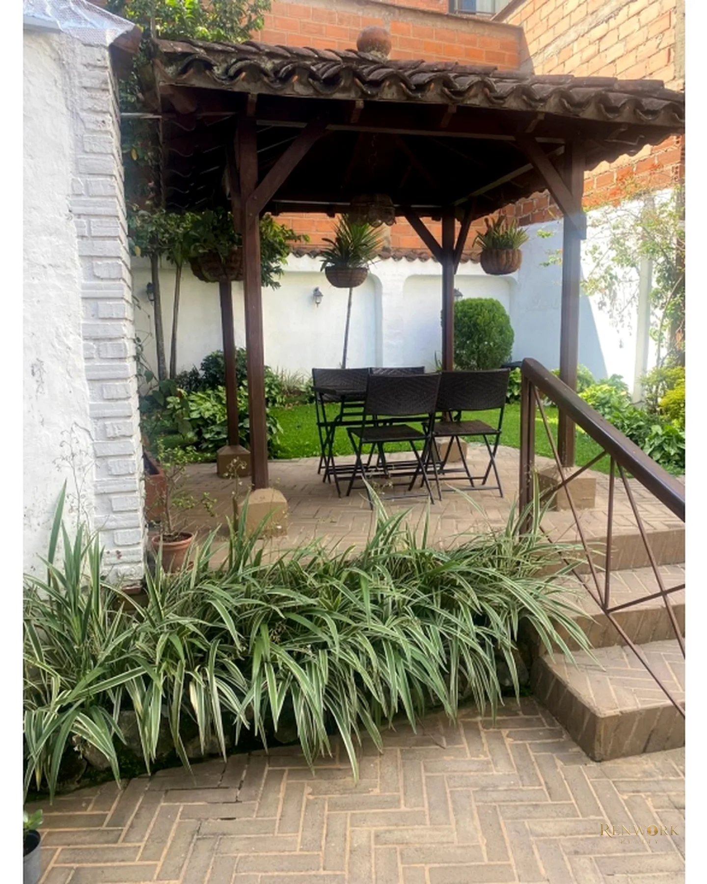 CASA LOTE EN VENTA SECTOR LAURELES ZONA ROSA · foto 13
